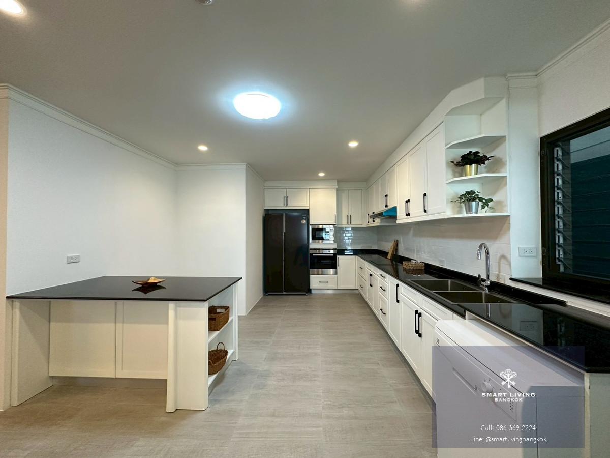 ✨ The Private Residence | ย่านพร้อมพง ✨