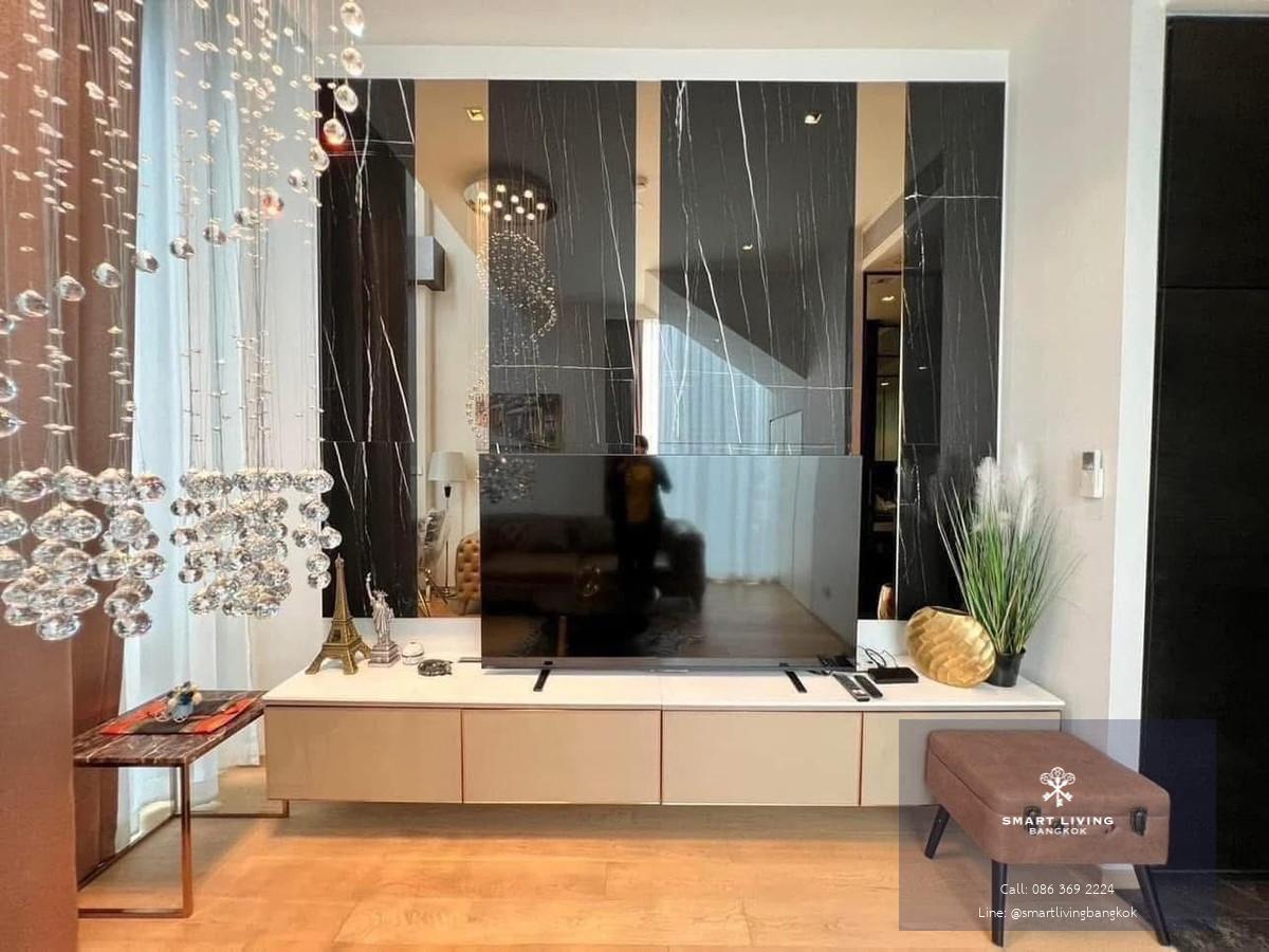 ✨ Rare Luxury 1BR @ 28 Chidlom | ใจกลางชิดลม เดิน BTS ได้  คอนโดลักชัวรีโลว์ไรส์ในซอยชิดลมที่ขึ้นชื่อเรื่องความสงบและความเป็นส่วนตัว เหมาะสำหรับผู้บริหารหรือชาวต่างชาติที่ต้องการที่อยู่อาศัยใจกลางเมือง พร้อมระยะเดินถึง BTS และศูนย์การค้าระดับโลก