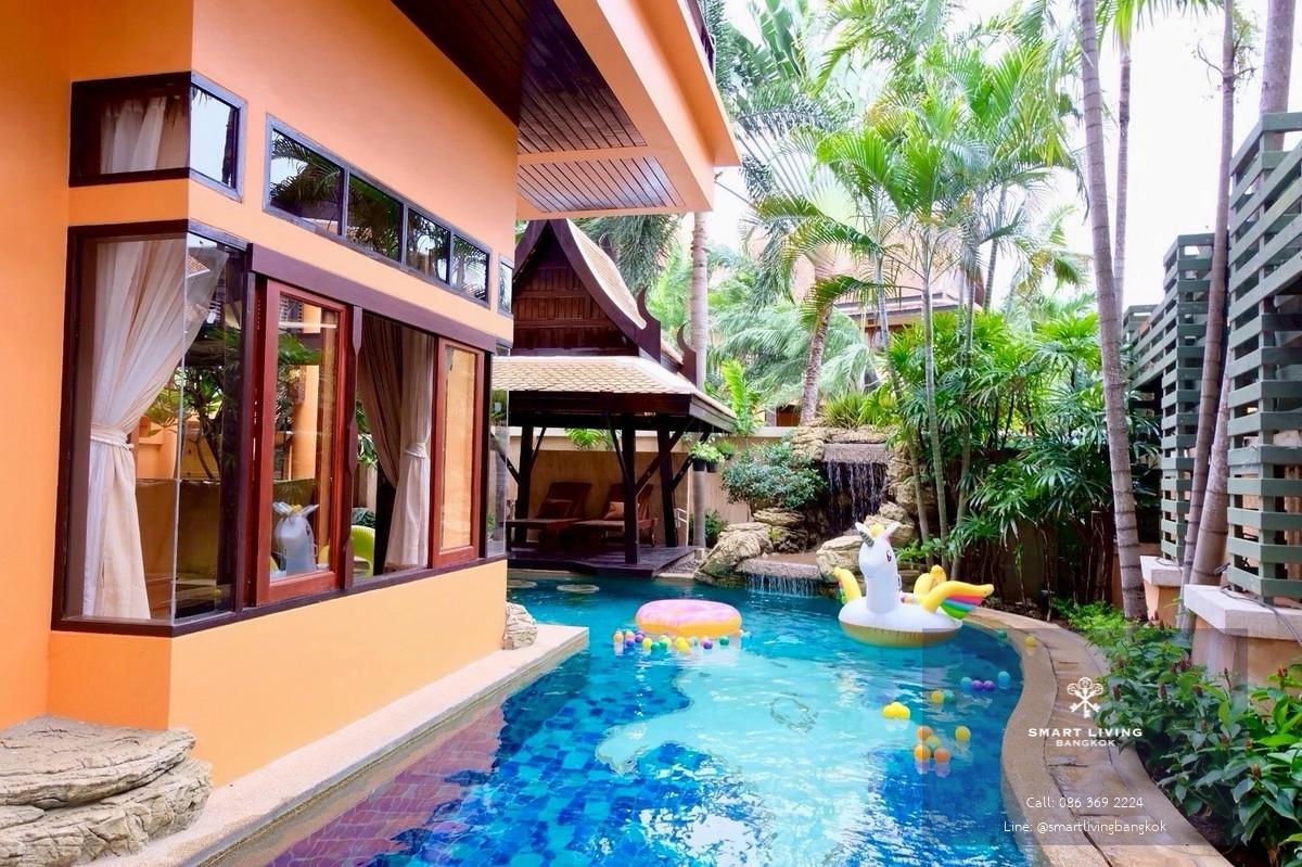 พูลวิลล่าสไตล์ไทย-บาหลี 3.5 ชั้น ห่างจากหาดจอมเทียนเพียง 350 เมตร มีสระว่ายน้ำส่วนตัว