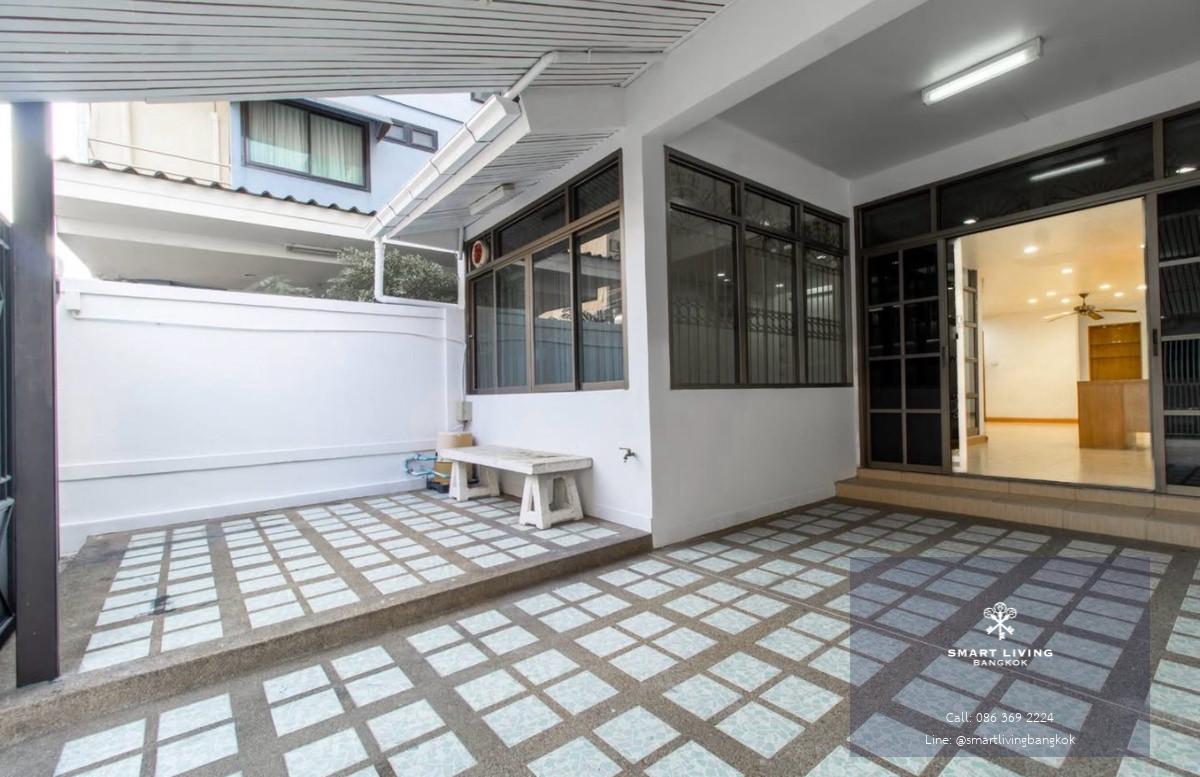 ขายทาวน์โฮมสาทร ทำเลหายาก ใกล้ MRT ลุมพินี พระราม 4 เย็นอากาศ เหมาะอยู่อาศัยหรือโฮมออฟฟิศ