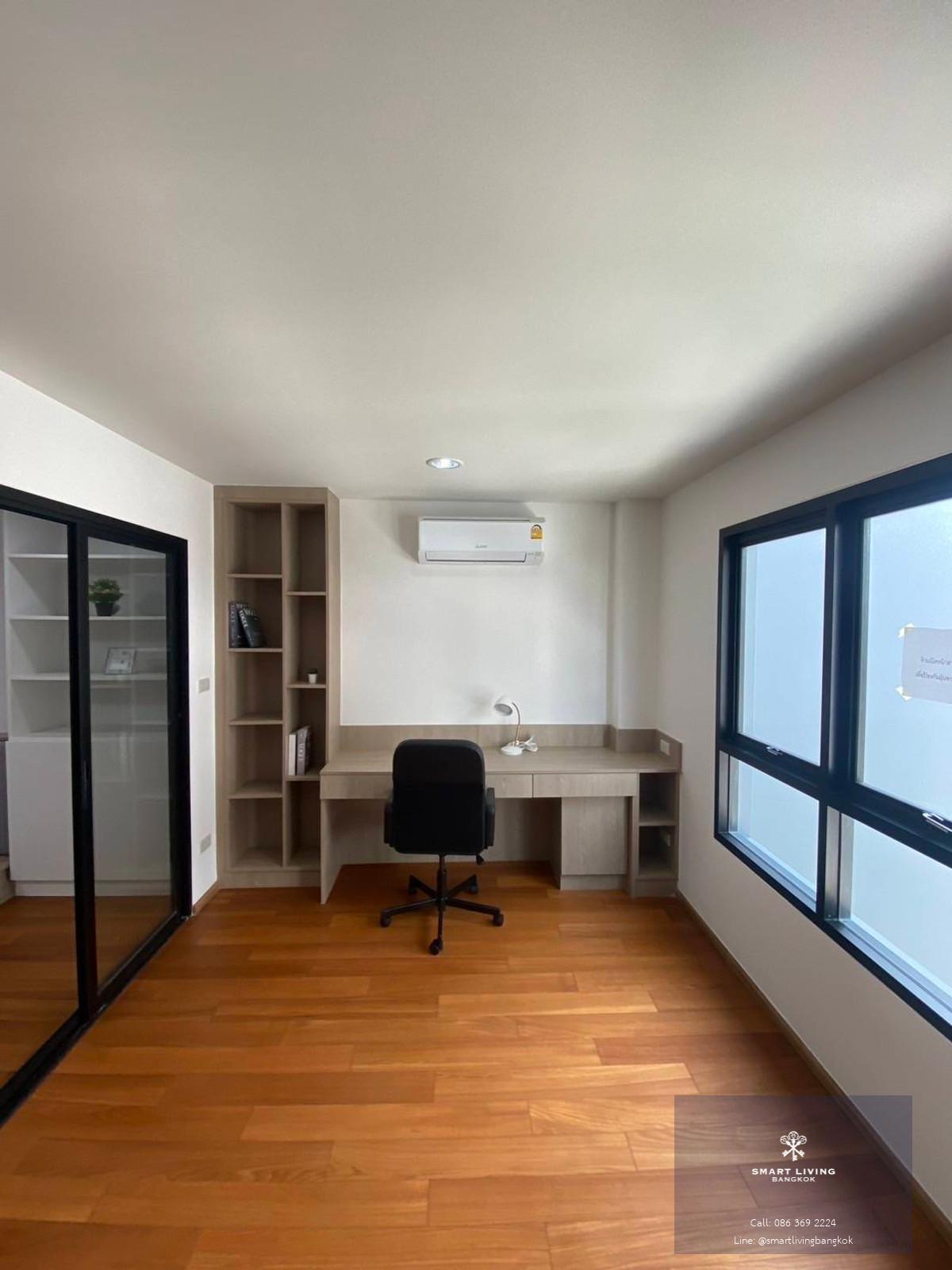 บ้านสร้างใหม่House Pridi 14  พร้อมเฟอร์นิเจอร์ มีลิฟต์ในตัว ติดแอร์ทั้งหลัง