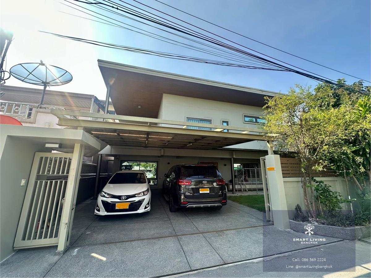 For rent renovated house in Ekkamai 🔥 3 bedroom 22 sq.m with fully fitted near Ekkamai and Phra khanong