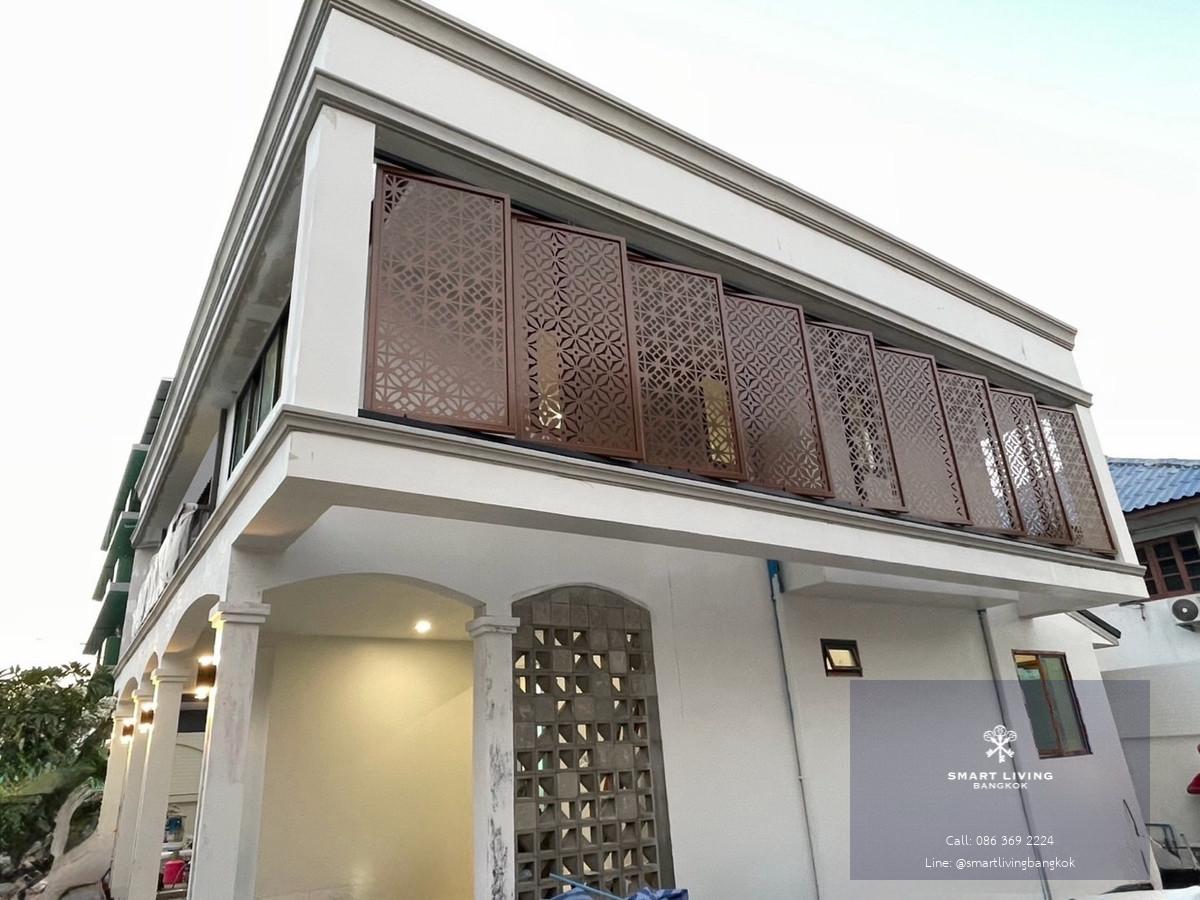 ขายบ้านเดี่ยว นวมินทร์ หลังมุม รีโนเวทใหม่ทั้งหลัง บ้านเพดานสูง ทำเลใกล้ Fashion Island