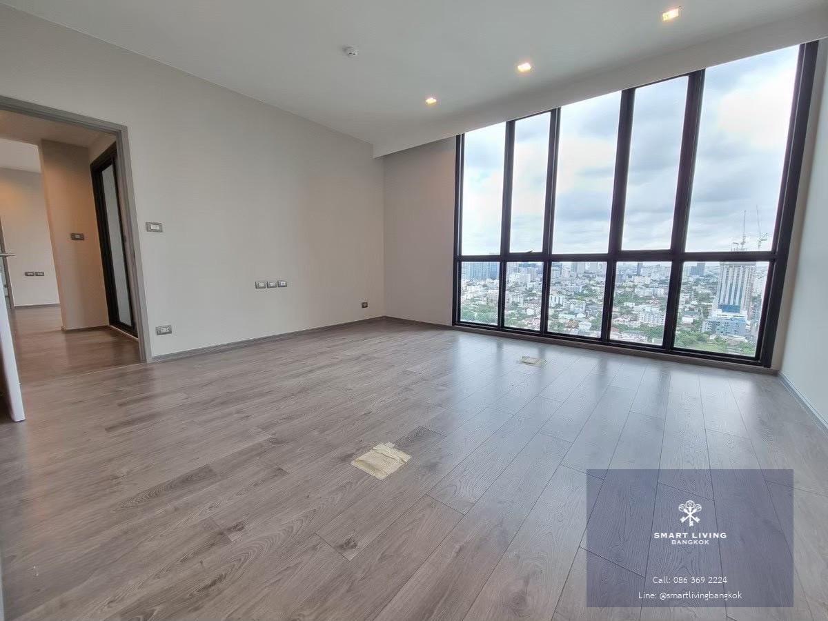 ขายคอนโด WHIZDOM AVENUE RATCHADA-LADPRAO ไซส์ใหญ่ 110.26 ตร.ม. 2 ห้องนอน ติด MRT ลาดพร้าว