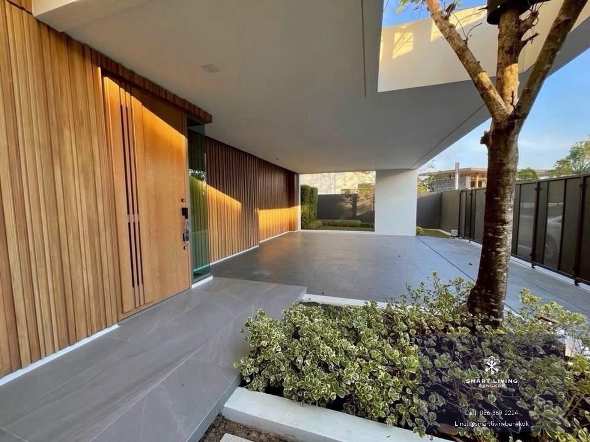 บ้านเดี่ยว 3 ชั้นให้เช่า VIVE พระราม 9 วิวสนามกอล์ฟ ใกล้ Clubhouse โครงการ Land & Houses เลี้ยงสัตว์ได้