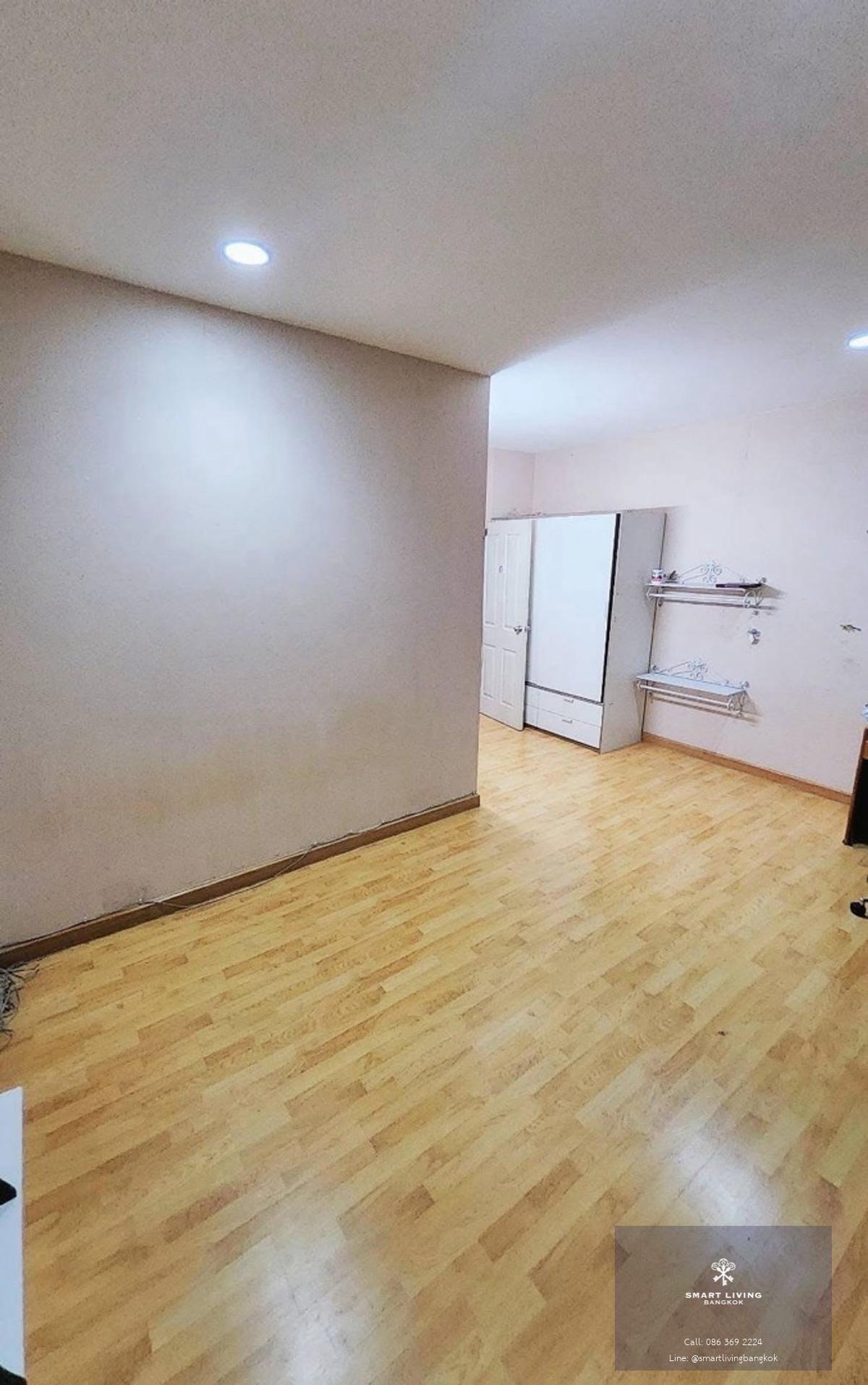 ขายทาวน์โฮม 3 ชั้น บ้านกลางเมือง รัชดา 36 หลังมุม โครงการ AP Thailand ใกล้ BTS รัชโยธิน เหมาะทำ Home office หรือ ลงทุนปล่อยเช่า