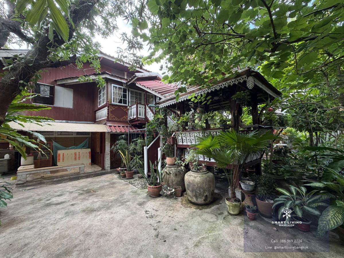 ขายที่ดินพหลโยธิน 446 ตารางวา พร้อมเรือนไม้สักดั้งเดิม — ที่ดินใจกลางเมืองสำหรับพัฒนาโครงการ เดินทางได้หลายเส้นทาง ใกล้ทางขึ้น–ลงทางด่วน