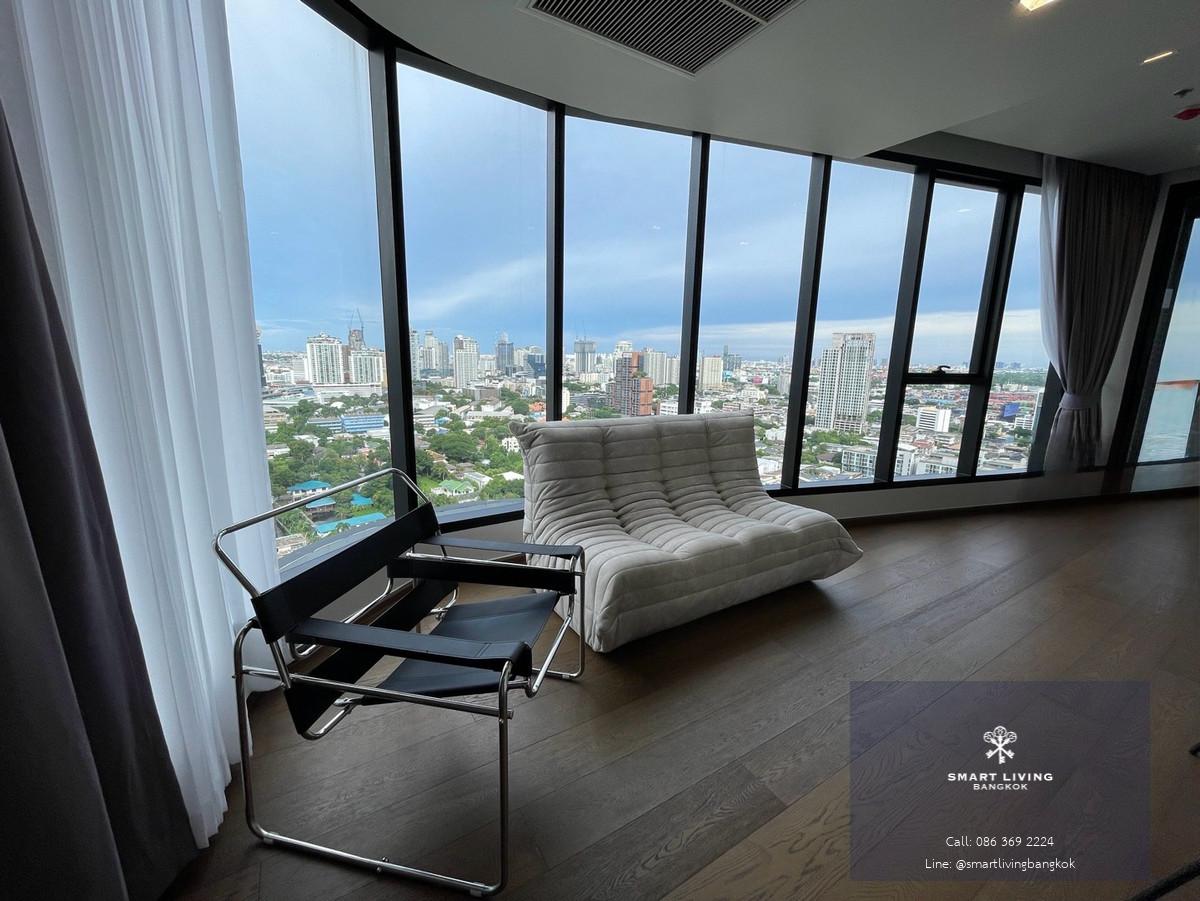 ขายคอนโดห้องมุม Ideo Q Sukhumvit 36 ใกล้ BTS ทองหล่อ 1 ห้องนอน พร้อมห้องทำงาน ดีไซน์กระจกโค้ง ห้องไม่เคยปล่อยเช่า