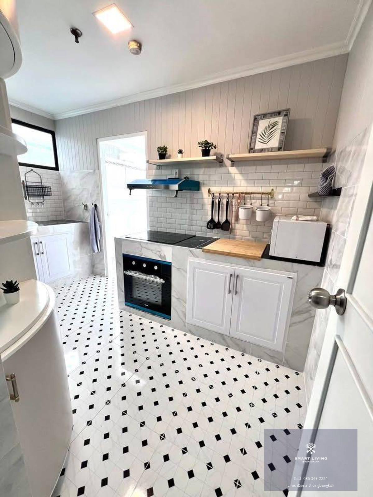 ✨ให้เช่าคอนโดขนาดกว้างย่านเอกมัย ที่ Modern Town 3ห้องนอน เฟอร์นิเจอรน์ครบ ใกล้แหล่งช้อปปิ้ง ใกล้BTS เอกมัย พร้อมอยู่