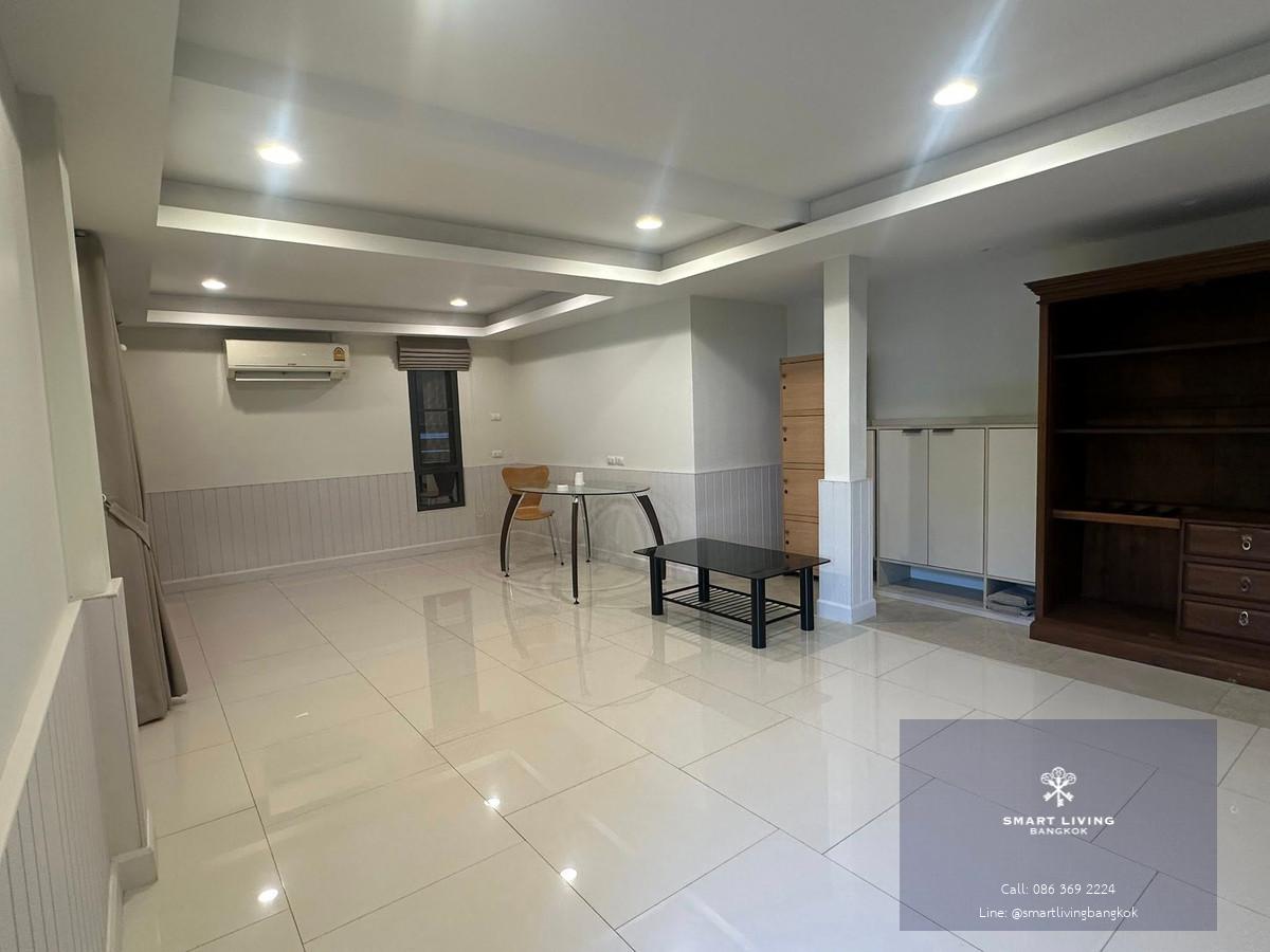 For rent renovated house in Ekkamai 🔥 3 bedroom 22 sq.m with fully fitted near Ekkamai and Phra khanong