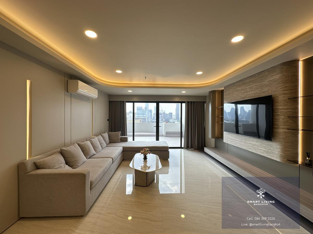 ขาย คอนโด  Crystal Garden  4 ห้องนอน พึ่งทำใหม่ วิวไม่บล็อก ระเบียงกว้าง เป็น Duplex