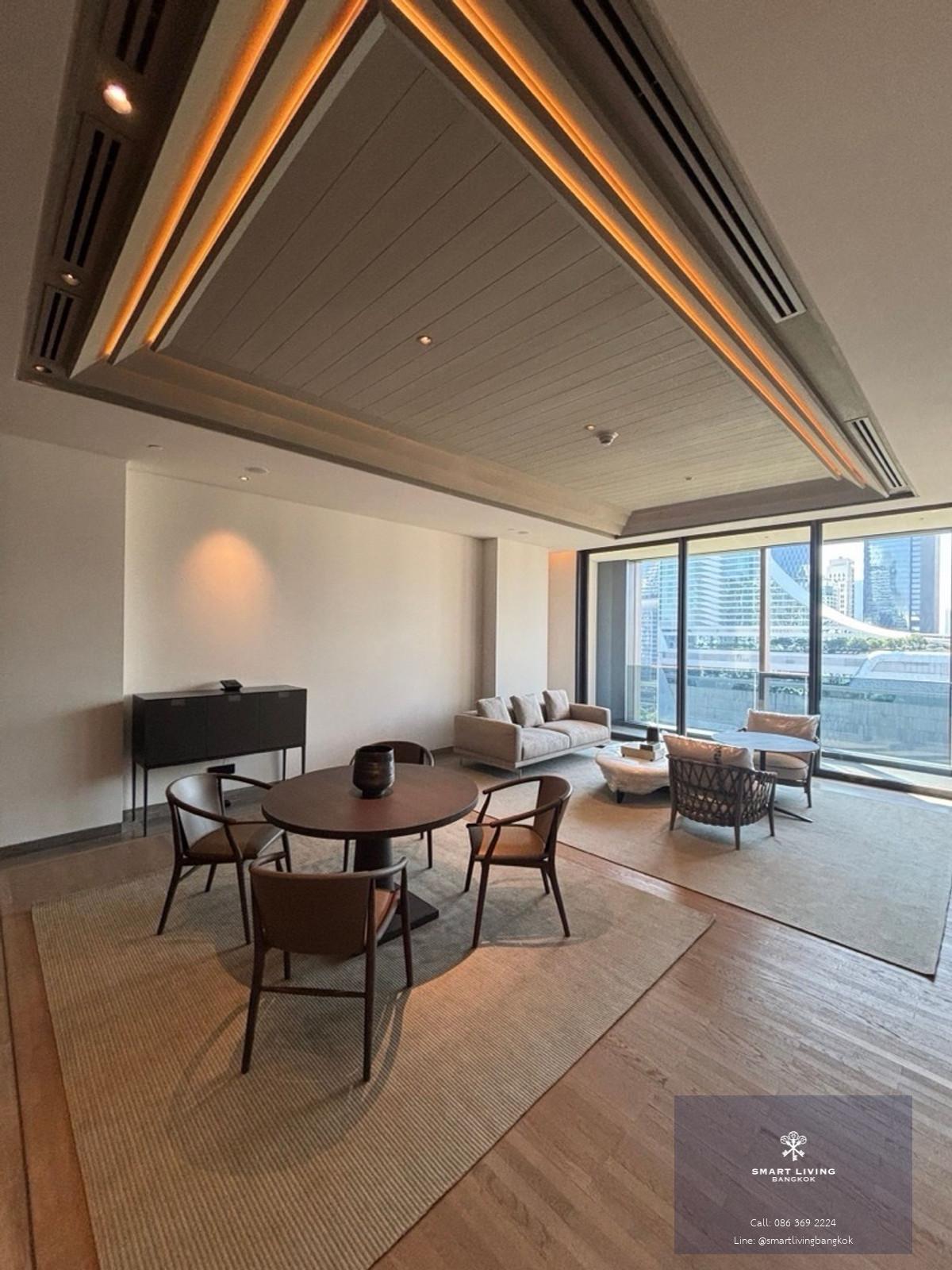 ขายคอนโดหรูใจกลางชิดลม ห้องขนาดใหญ่ 127 ตร.ม 1 ห้องนอน ใกล้ Central Chidlom และ Lumpini Park