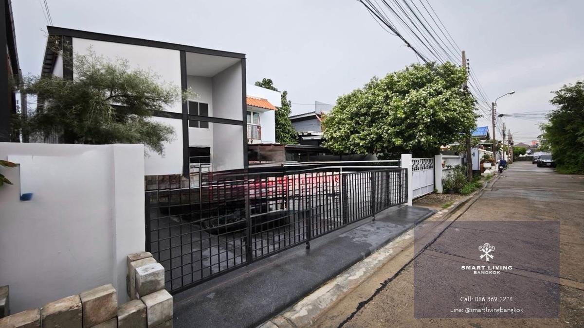 ขายบ้านแฝด ลาดพร้าว โชคชัย 4 ใกล้ Central EastVille และ CDC เข้าออกได้หลายทาง พื้นที่ 52 ตร.ว