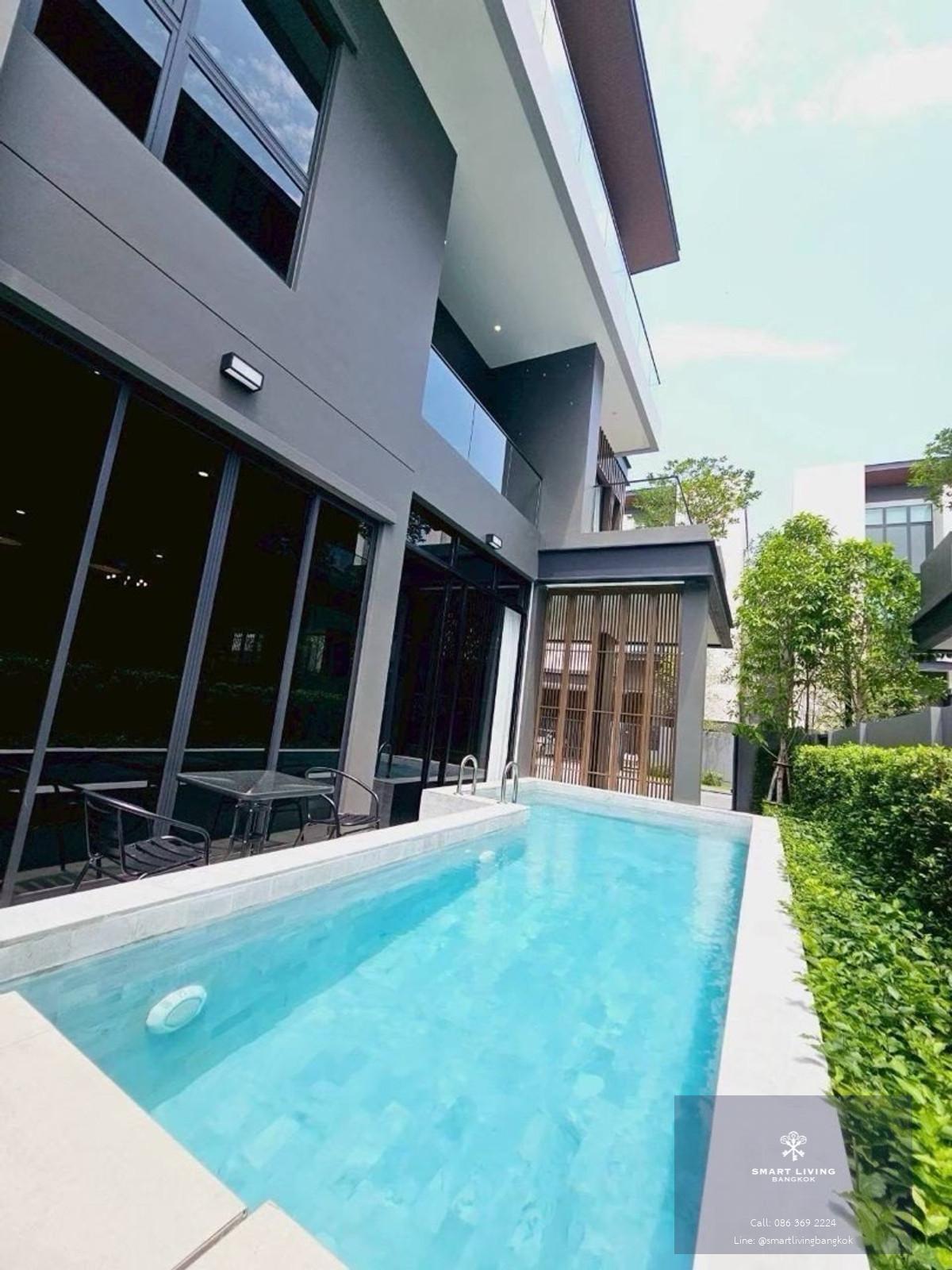 บ้านเช่าหรู พูลวิลล่า 3 ชั้น พร้อมลิฟท์ส่วนตัว เฟอร์ครบ พร้อมเข้าอยู่ ย่านโยธินพัฒนา