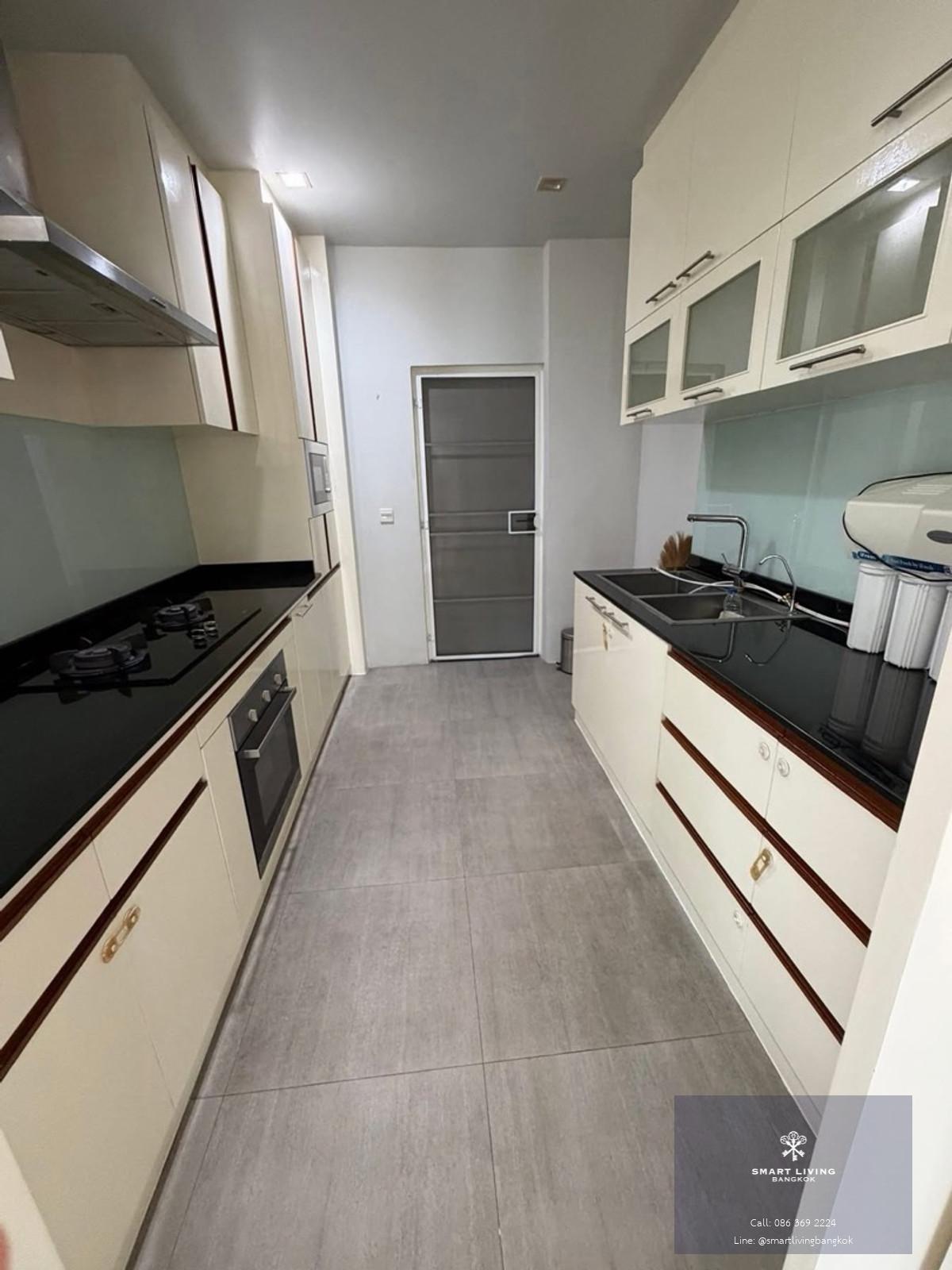 ขายบ้านเดี่ยว 4 ห้องนอน แจ้งวัฒนะ ประชาชื่น Setthasiri หลังมุม ใกล้ทางด่วนศรีสมาน ใกล้ MRT ศรีรัช ใกล้เมืองทองธานี บ้านพร้อมอยู่