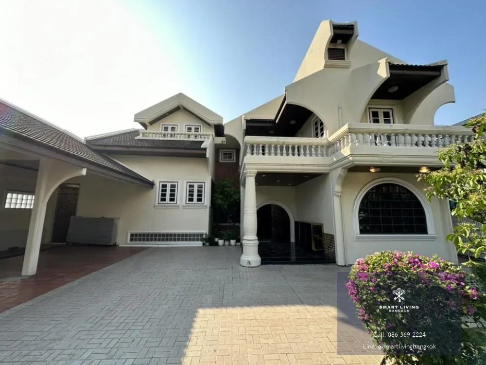 ให้เช่าคฤหาสน์หรู สาทร-สวนพลู (5นอน 800ตร.ม.) สเปซกว้างมหาศาลบนที่ดิน 200 ตร.ว. ไพรเวทสุดๆ โอเอซิสใจกลางย่านธุรกิจ แวดล้อมด้วยสถานทูต