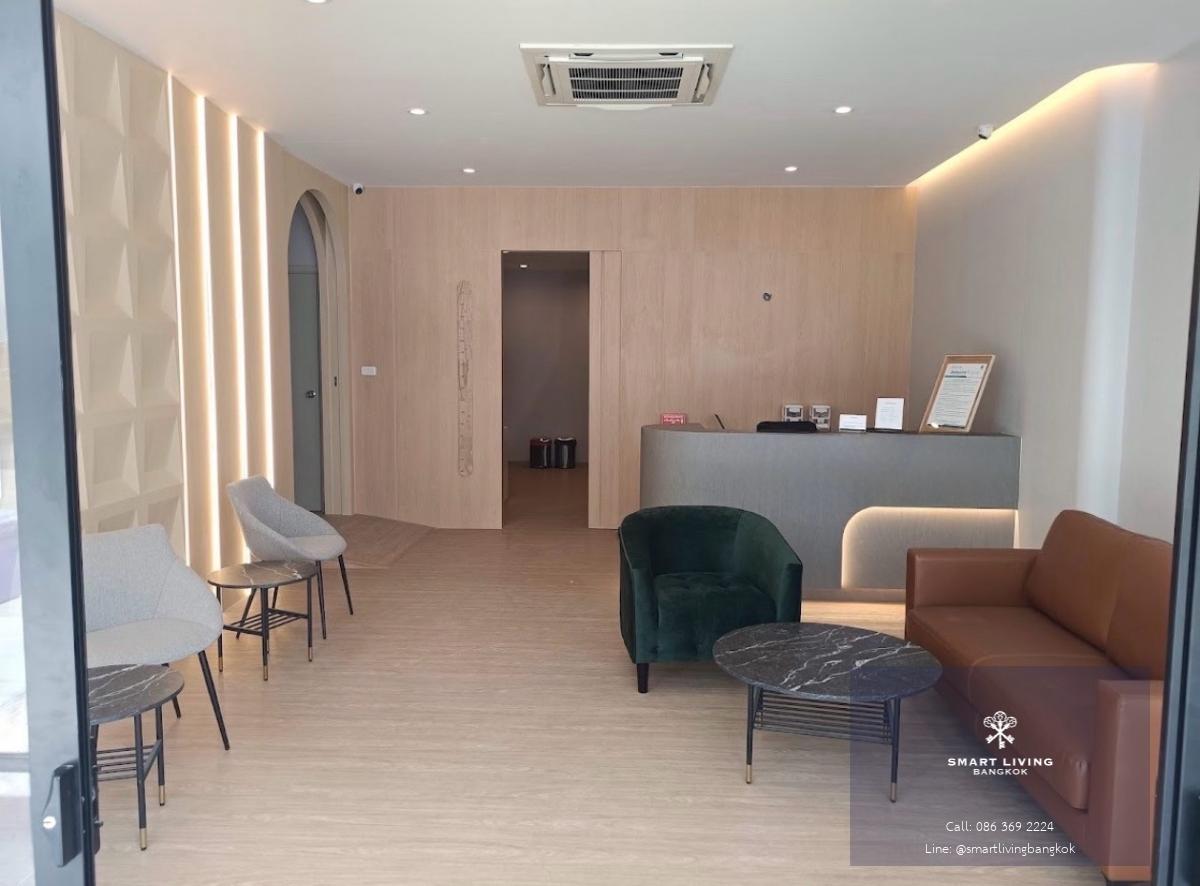 โฮมออฟฟิศ 4 ชั้น วัชรพล ใกล้รถไฟฟ้าและทางด่วน พร้อมพื้นที่ Lounge
