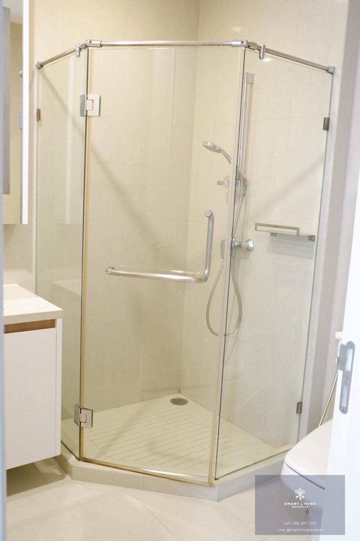 คอนโดให้เช่า 2 ห้องนอน หลังสวน ใกล้สวนลุมพินี ใจกลางเมือง เดินทางสะดวก