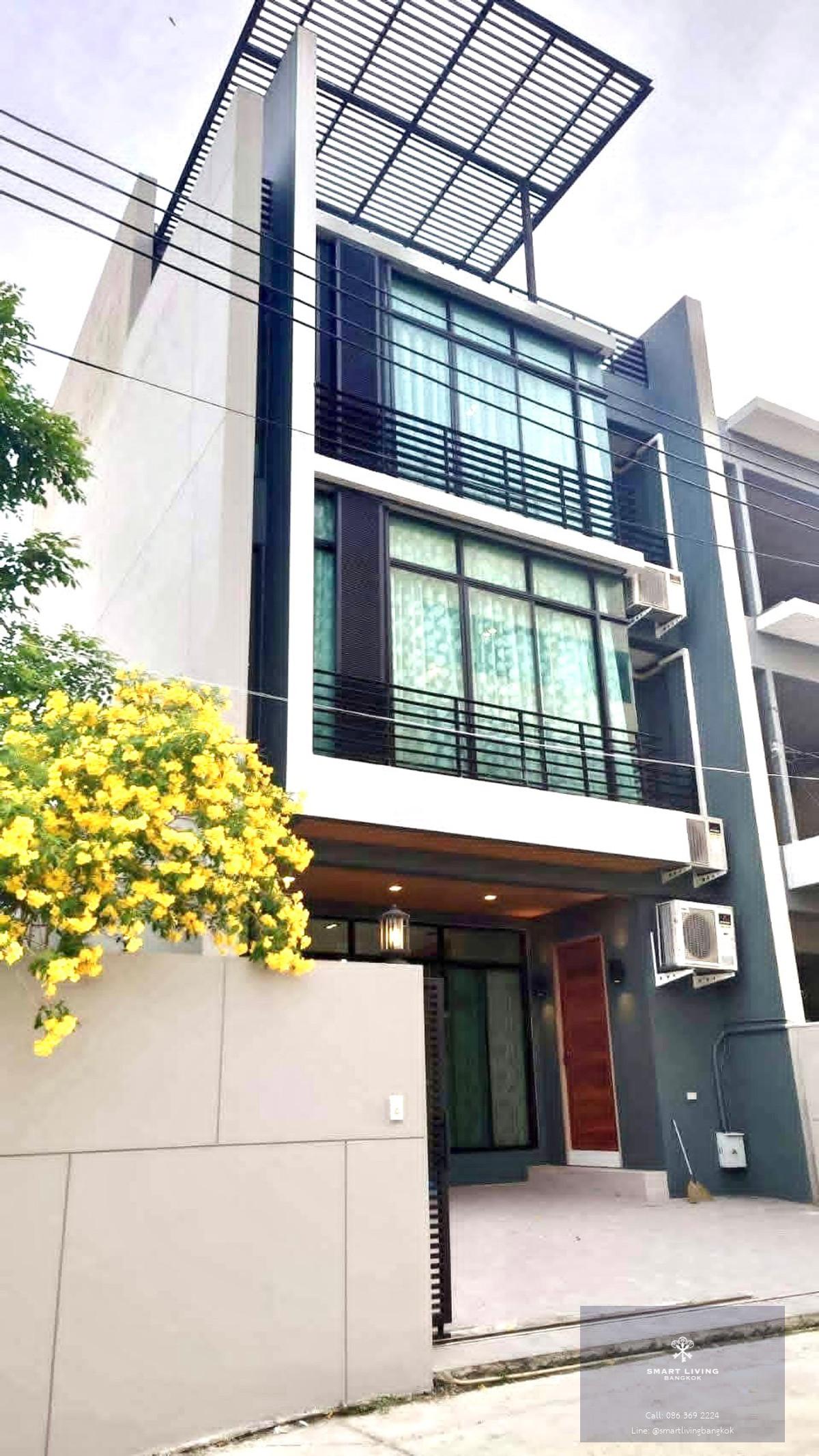 ให้เช่า Home office Bearing   อาคาร 4 ชั้น พื้นที่กว้าง 285 ตร.ม เฟอร์นิเจอร์ครบ มีที่จอดรถ  ทำเลดี เดินทางสะดวก