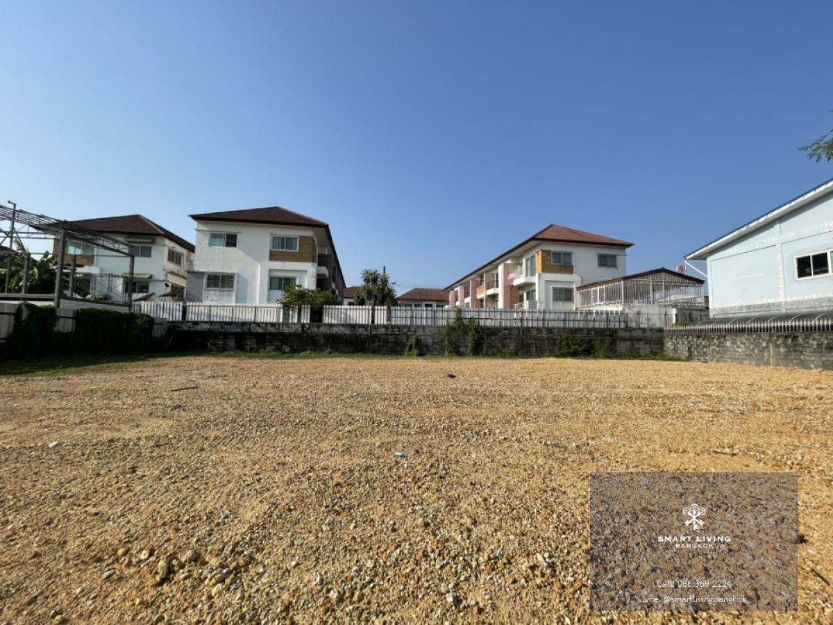 🏞️ขายที่ดินรูปสี่เหลี่ยมผืนผ้าแปลงสวยถมแล้วย่านอ่อนนุช ขนาด 2งาน 1ตรว.  เดินทางสะดวก ใกล้แหล่งชุมชน สามารถเข้าออกได้จากทั้งถนนอ่อนนุชและถนนพัฒนาการ