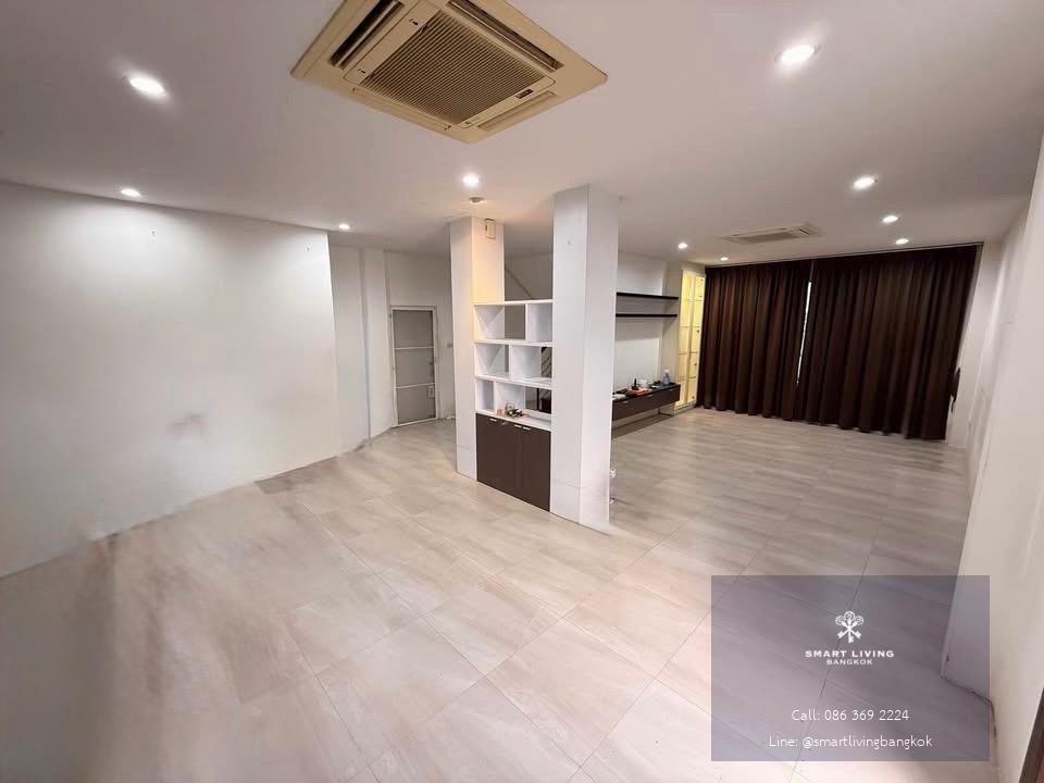 ขายบ้านเดี่ยว พระราม 9 ทำเลศักยภาพ เหมาะอยู่อาศัยหรือทำโฮมออฟฟิศ ใกล้ Central Rama 9 และโรงพยาบาลพระราม 9