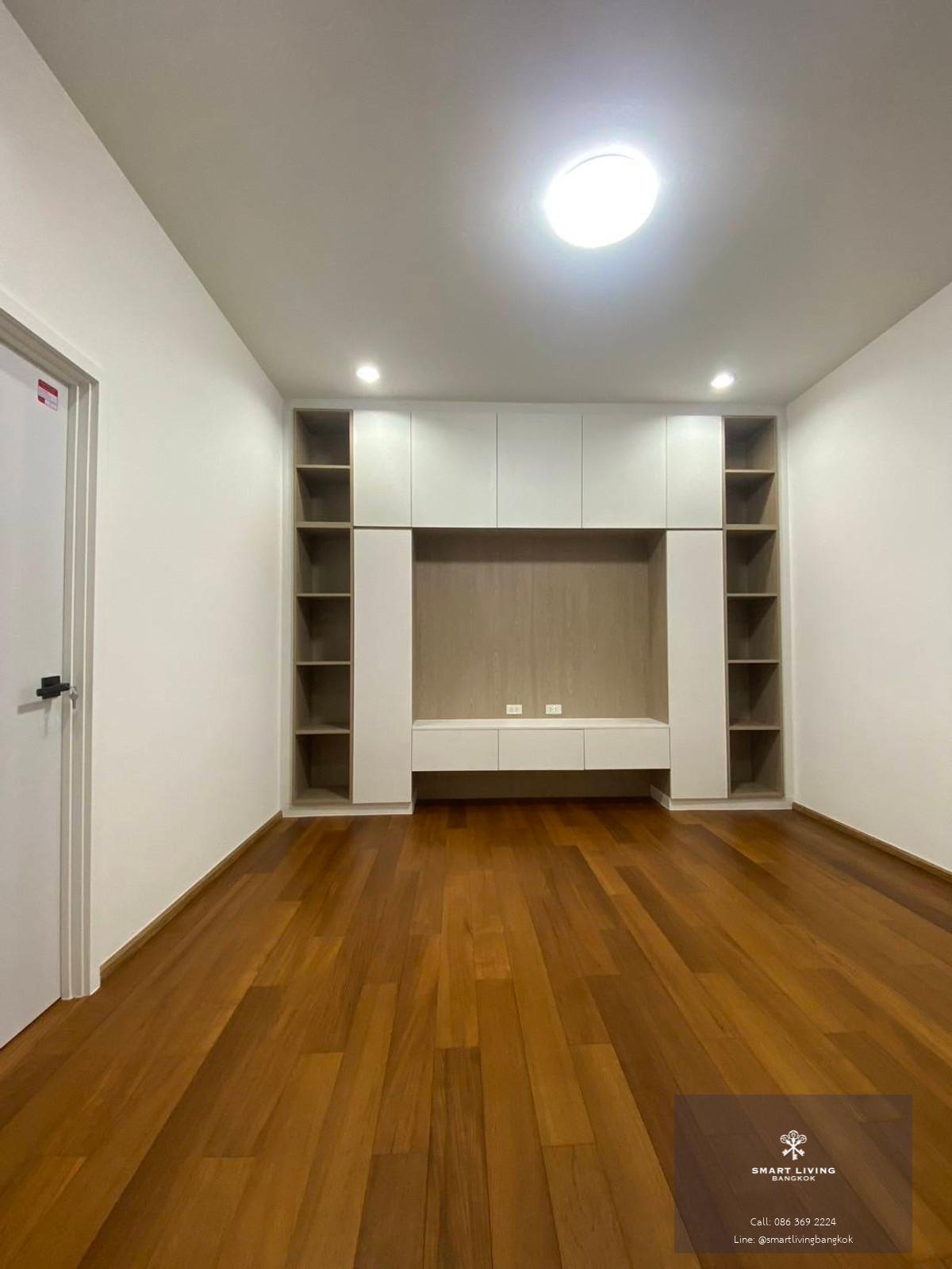 บ้านสร้างใหม่House Pridi 14  พร้อมเฟอร์นิเจอร์ มีลิฟต์ในตัว ติดแอร์ทั้งหลัง