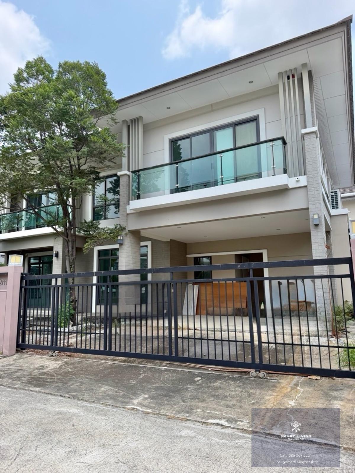 ขายบ้านเดี่ยว เดอะ ปาล์ม พัฒนาการ 4 ห้องนอน 288 ตร.ม ที่ดิน 76.8 ตร.ว ใกล้โรงเรียนนานาชาติและทางด่วน