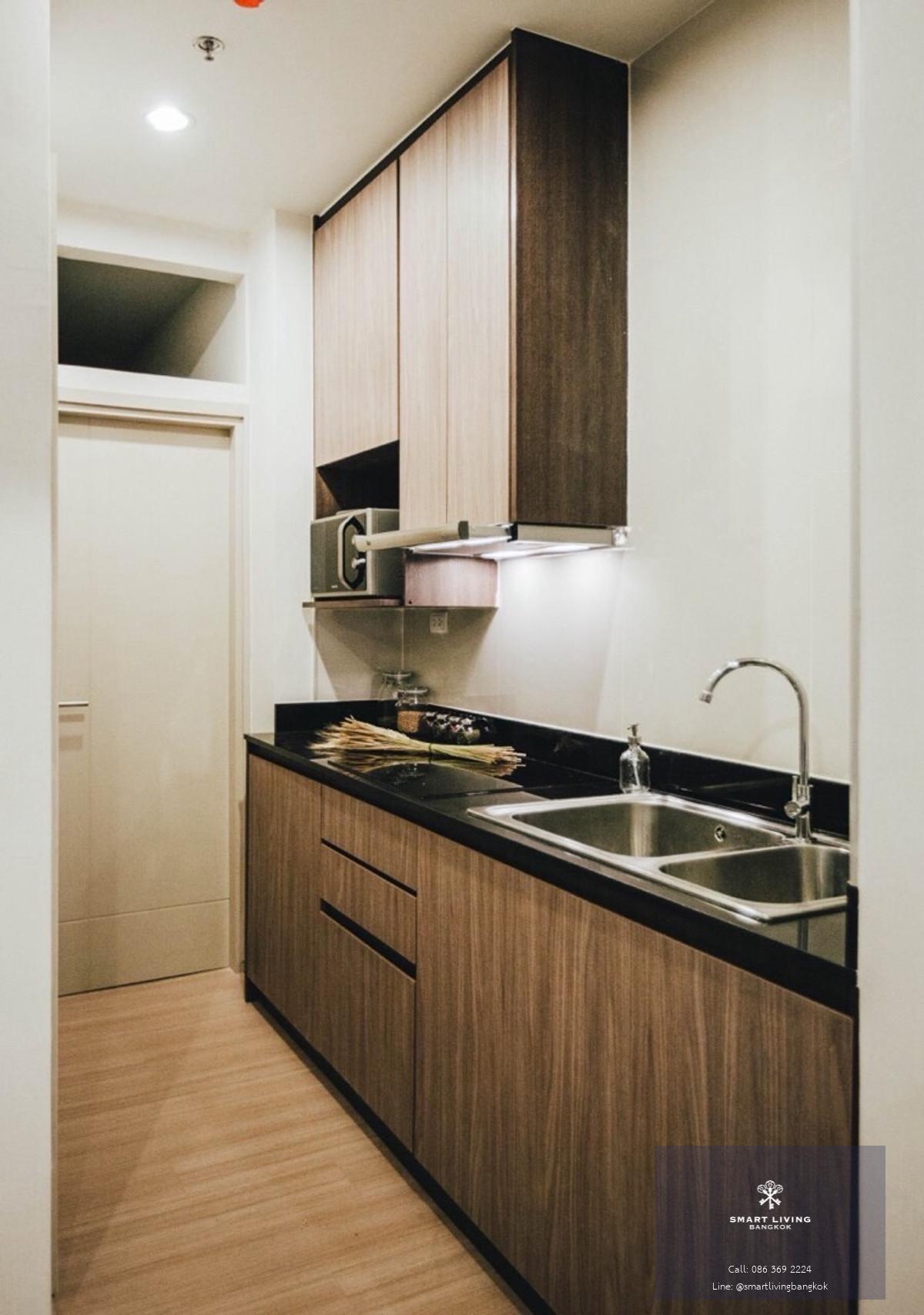 เดอะ แคปปิตอล เอกมัย–ทองหล่อ( The capital Ekamai Thonglor) ให้เช่าและขาย | คอนโด 3 ห้องนอน ขนาดใหญ่ 170 ตร.ม. ใกล้บีทีเอสเอกมัย