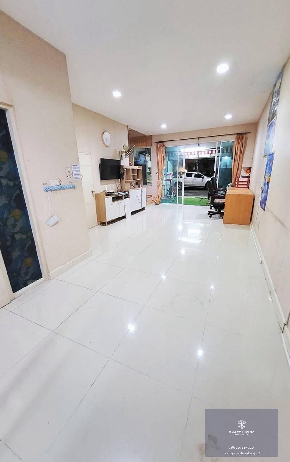 ขายทาวน์โฮม 3 ชั้น บ้านกลางเมือง รัชดา 36 หลังมุม โครงการ AP Thailand ใกล้ BTS รัชโยธิน เหมาะทำ Home office หรือ ลงทุนปล่อยเช่า