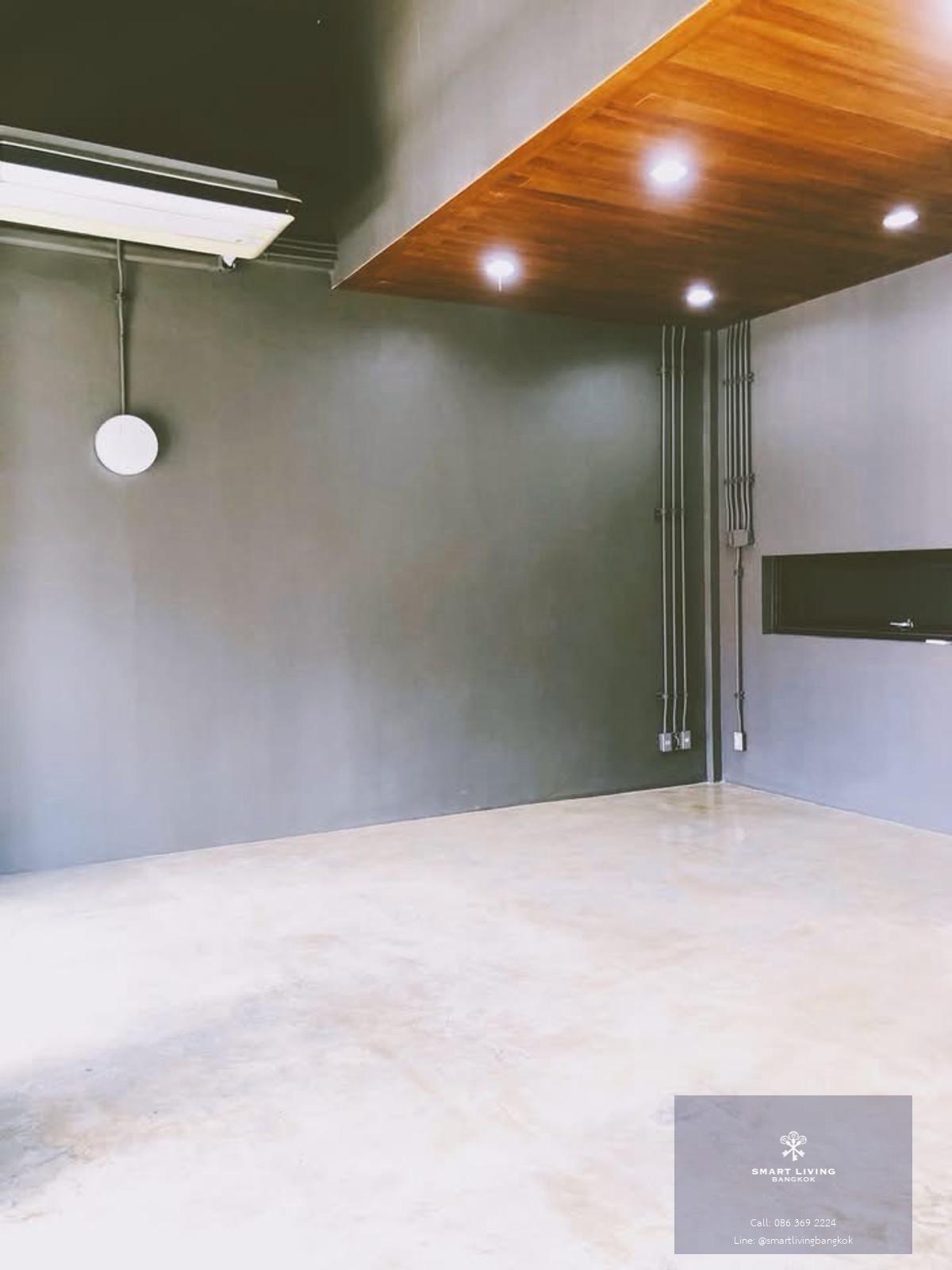 ให้เช่าโฮมออฟฟิศ พระราม 9 อาคาร 3 ชั้น พื้นที่ 350 ตร.ม ใกล้รถไฟฟ้าสายสีส้ม 200 เมตร