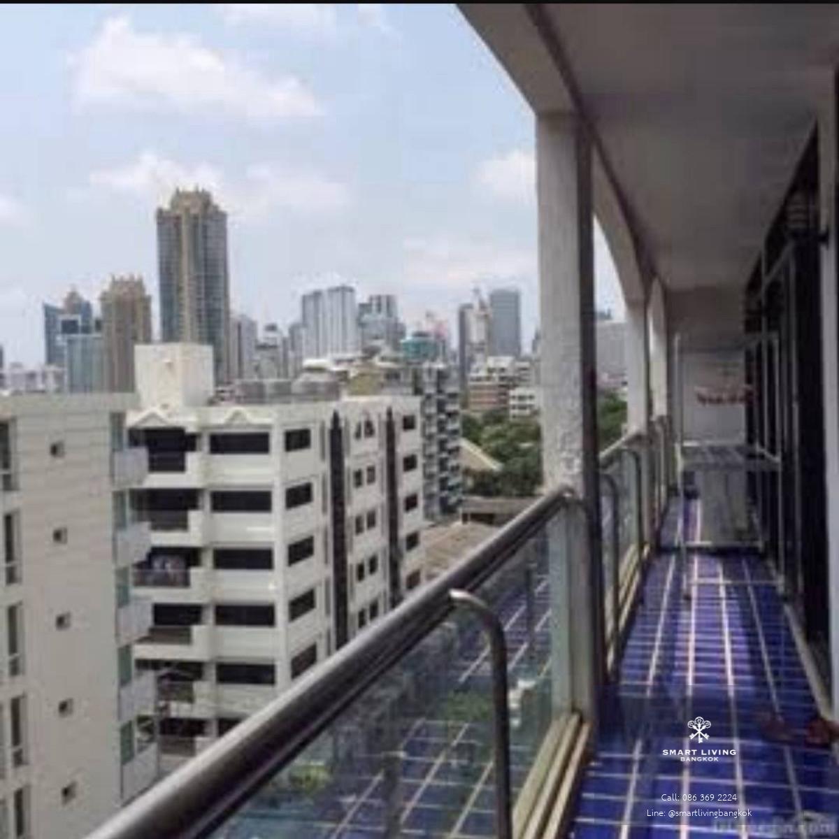 ขายคอนโด 3 ห้องนอน ขนาดใหญ่ 195 ตร.ม โครงการ บ้านพร้อมพงษ์ คอนโดมิเนียม ใกล้ BTS อโศก และ MRT เพชรบุรี ทำเลสุขุมวิท คุ้มค่าสำหรับการอยู่อาศัยหรือการลงทุน