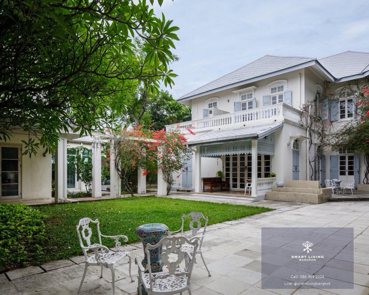 ขายบ้านเดี่ยวสไตล์คลาสสิก พร้อมที่ดินผืนใหญ่ 1 ไร่ 2 งาน 67 ตารางวา ย่านดุสิต ใกล้รัฐสภาและตลาดราชวัตร