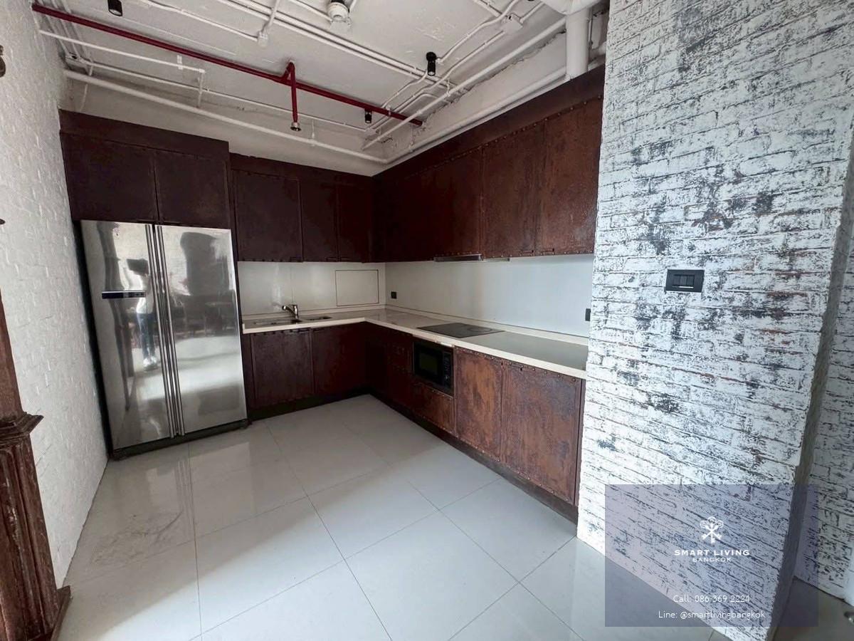 Pet Friendly Condo for Rent Sukhumvit Near BTS Phrom Phong | 3 Bedroom Condo 137 Sq.m. Ideal for Expat Family Living in Sukhumvit Area