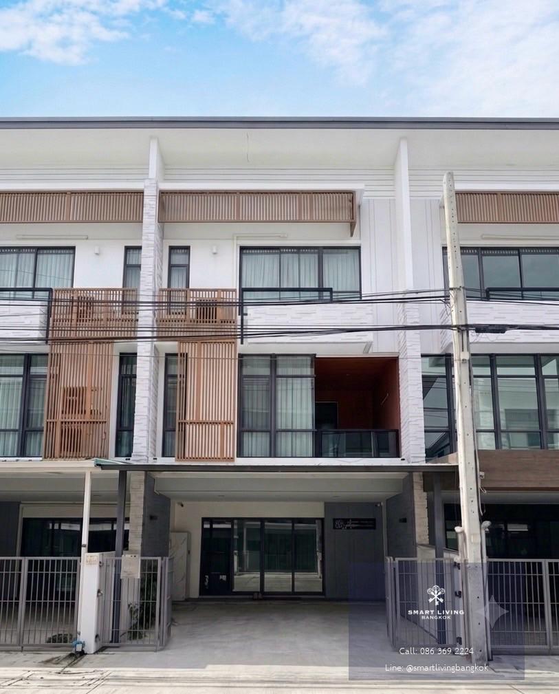 ทาวน์โฮม 3 ชั้น PLEX บางนา กม.5 หลังต้นโครงการ ถนนเมนกว้าง ใกล้ Mega Bangna เข้าออกสะดวก ทำเลศักยภาพ