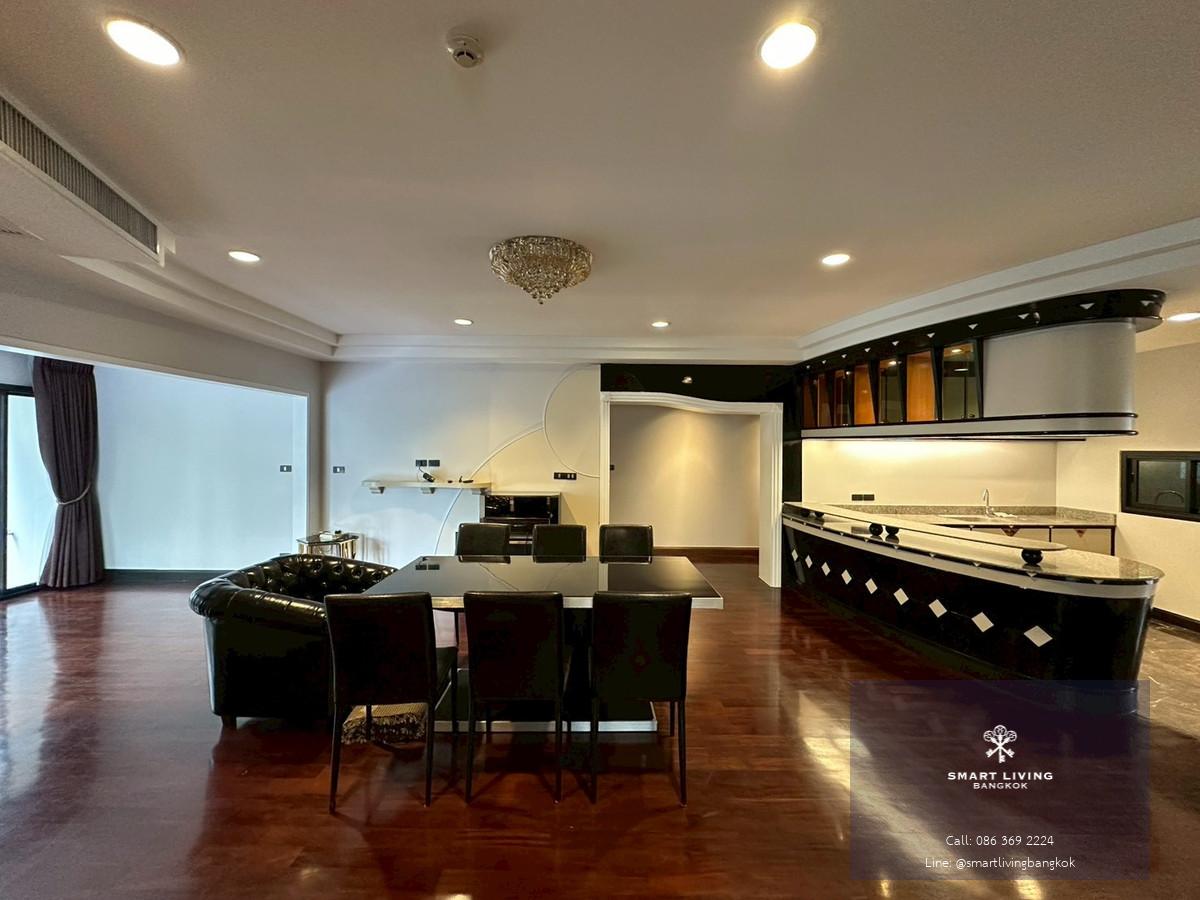 For rent family Condo in Ploenchit area!🔥 3+1 bedroom with spacious 240 sq.m fully furnished near BTS Chidlom and Velaa