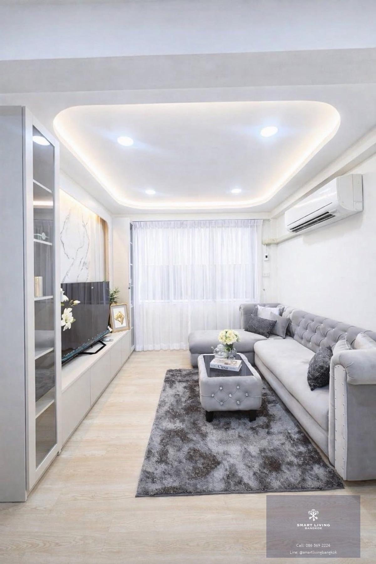 บ้านเดี่ยวให้เช่า 5 ห้องนอน ใกล้ MRT สุทธิสาร ทำเลห้วยขวาง รัชดา เลี้ยงสัตว์ได้ เฟอร์นิเจอร์ครบ พร้อมเข้าอยู่