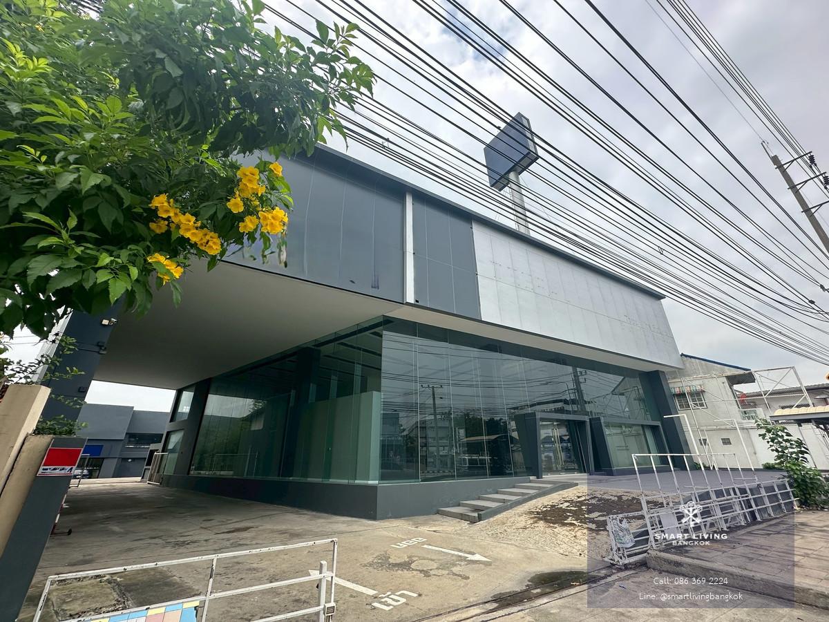 ✨ให้เช่าโชว์รูมย่านพระประแดง ขนาด 9,852 ตรม. เหมาะสำหรับเป็นโชว์รูมรถและจัดแสดงสินค้าได้ ติดถนนใหญ่ สนใจโทร 0863692224 พร้อมให้เช่า