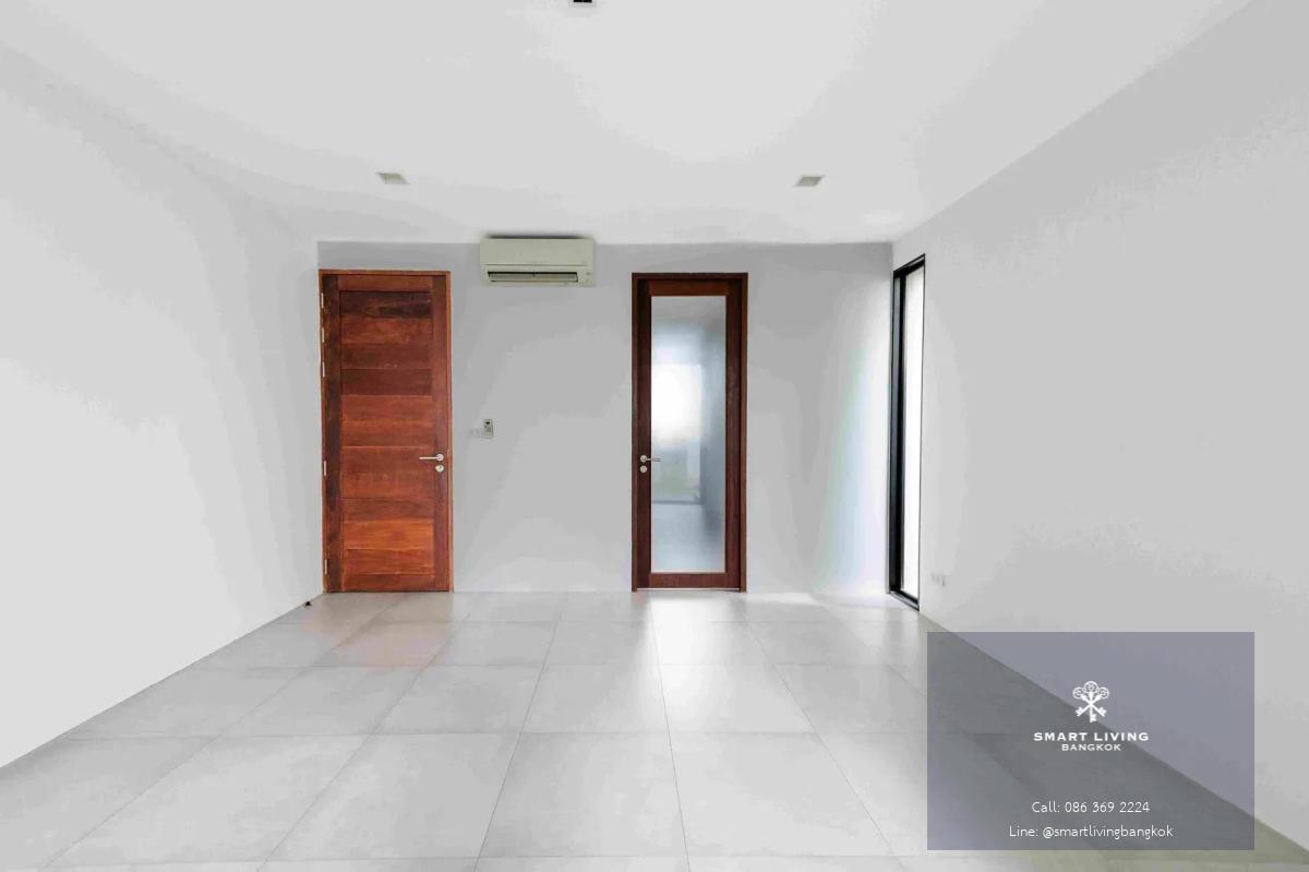 ให้เช่าบ้านเดี่ยวหรู สุขุมวิท 28 (3นอน 250ตร.ม.) สเปซกว้างบนที่ดิน 75 ตร.ว. ไพรเวทสูงสุด ร่มรื่นเหมือนโอเอซิส ใกล้ BTS พร้อมพงษ์