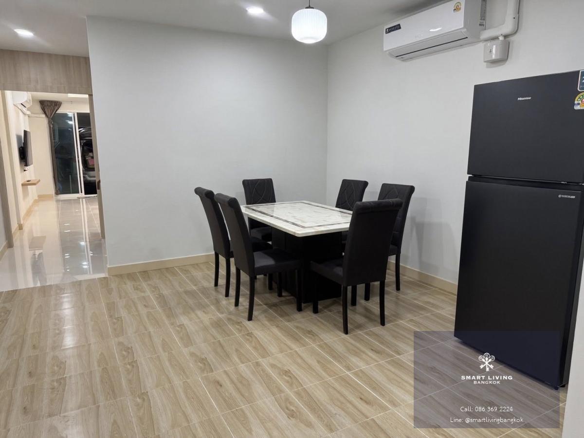 ให้เช่า ทาวน์เฮ้าส์ 3 ชั้น โครงการ House Phum Urai (บ้านพุ่มอุไร) รัชดา-สุทธิสาร 5 ห้องนอน เฟอร์ฯ ครบ ใกล้ MRT