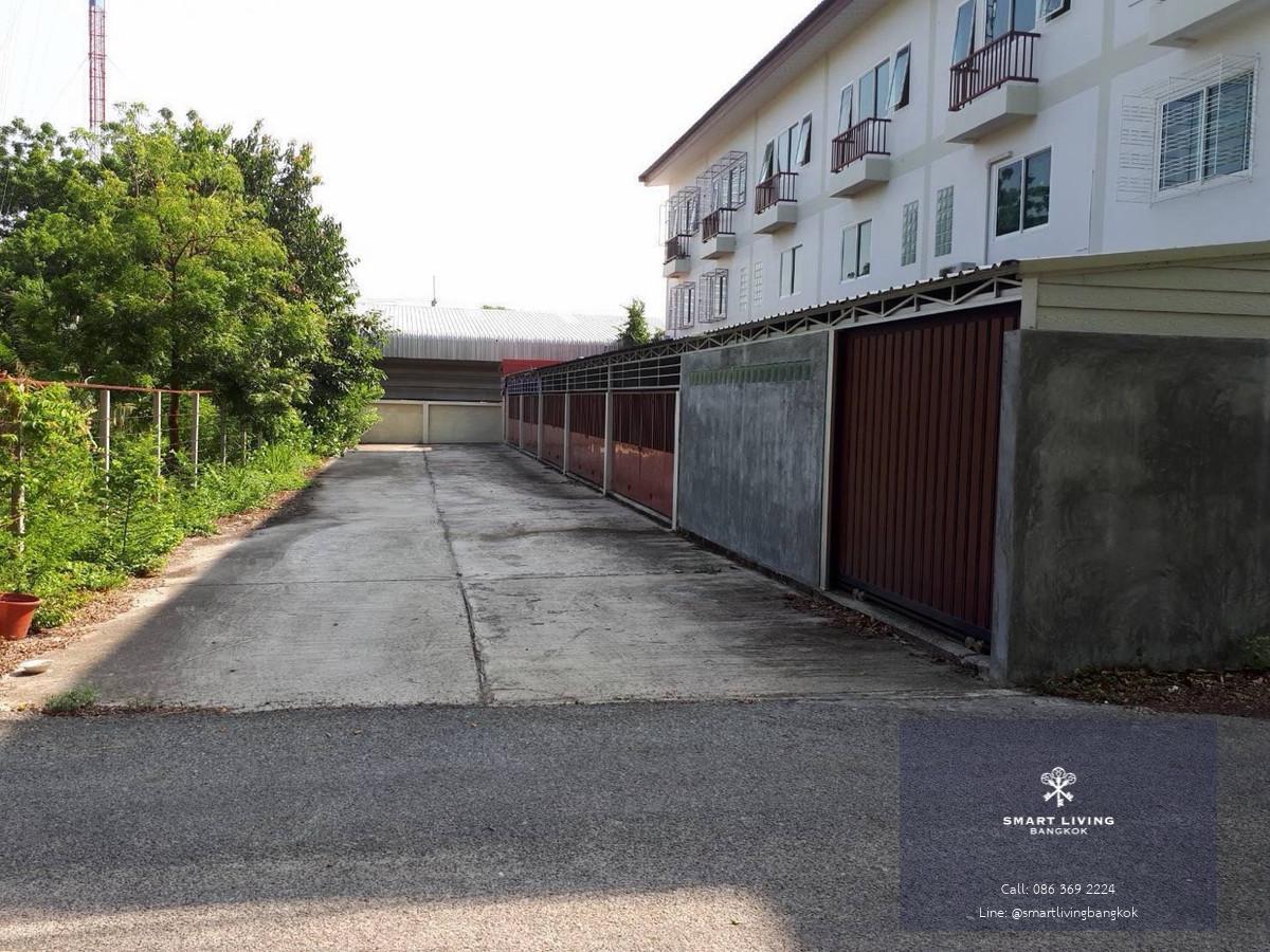 ขายอาคารพาณิชย์ 4 ชั้น ห้องริม อ่างศิลา ชลบุรี ติดถนนใหญ่ ใกล้ศาลเจ้านาจาซาไท้จื้อ และตลาดประมงอ่างศิลา ทำเลค้าขายและลงทุน