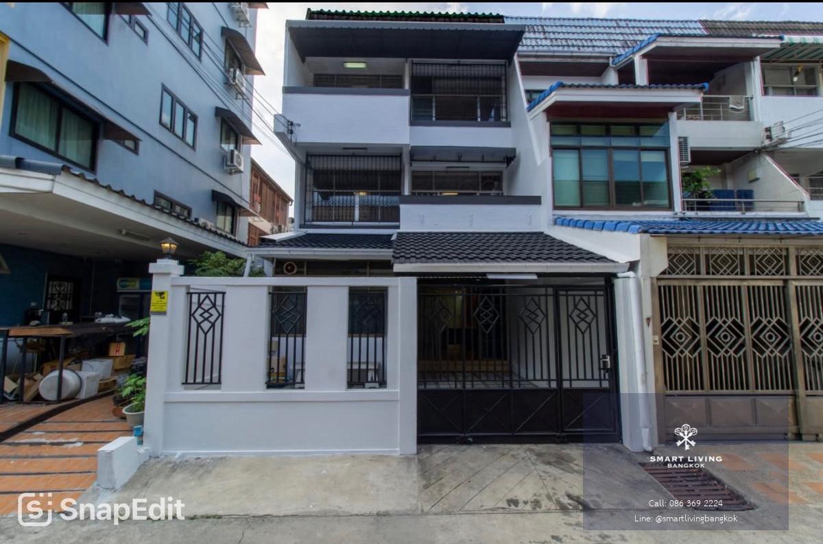 ขายทาวน์โฮมสาทร ทำเลหายาก ใกล้ MRT ลุมพินี พระราม 4 เย็นอากาศ เหมาะอยู่อาศัยหรือโฮมออฟฟิศ