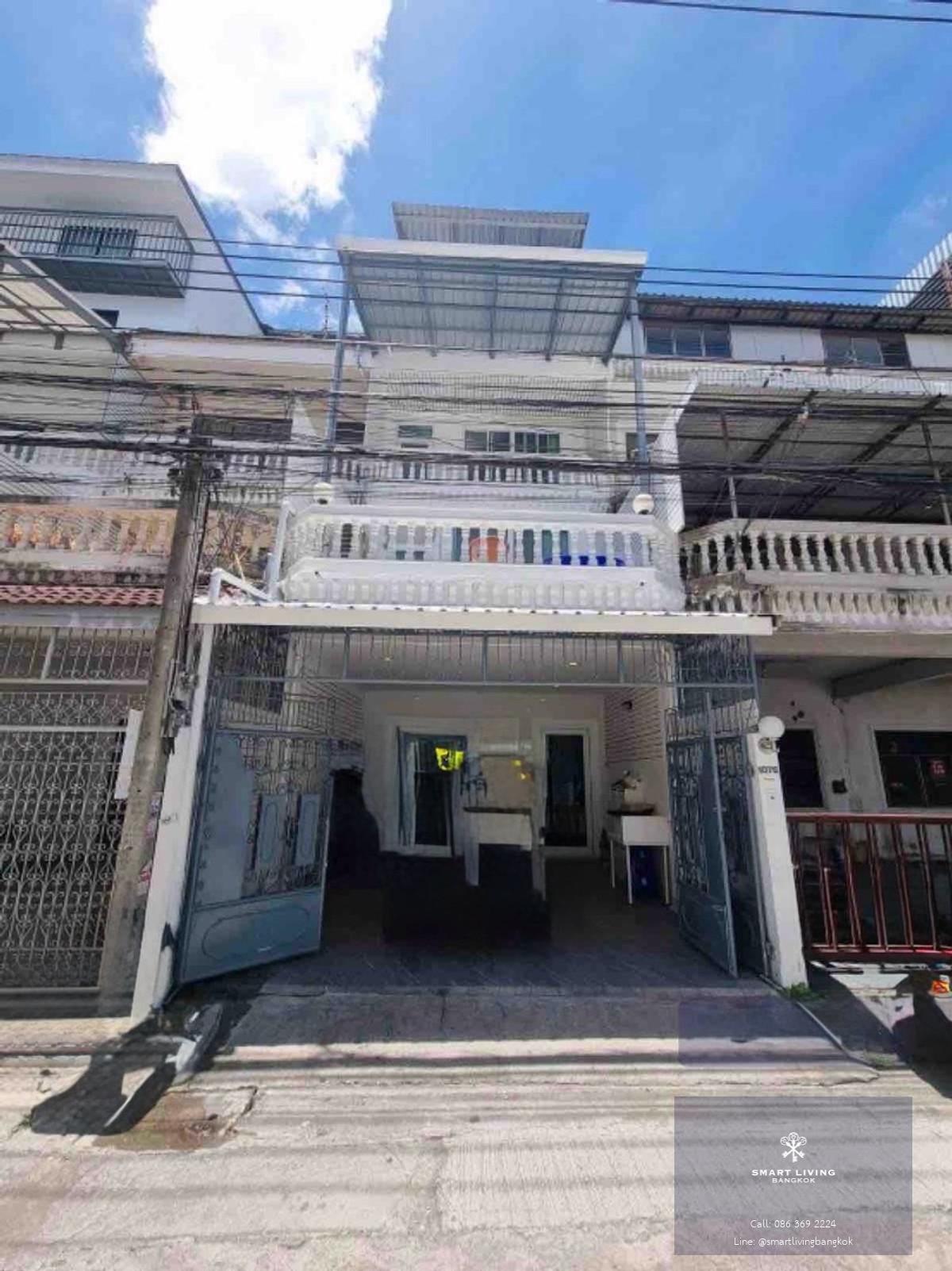 ว่าง 9/5/26 
 ให้เช่าทาวน์เฮ้าส์ สุทธิสาร ใกล้ เซ็นทรัล พระราม 9, เซ็นทรัล ลาดพร้าว, เอสพลานาด รัชดา, เดอะ สตรีท รัชดา.