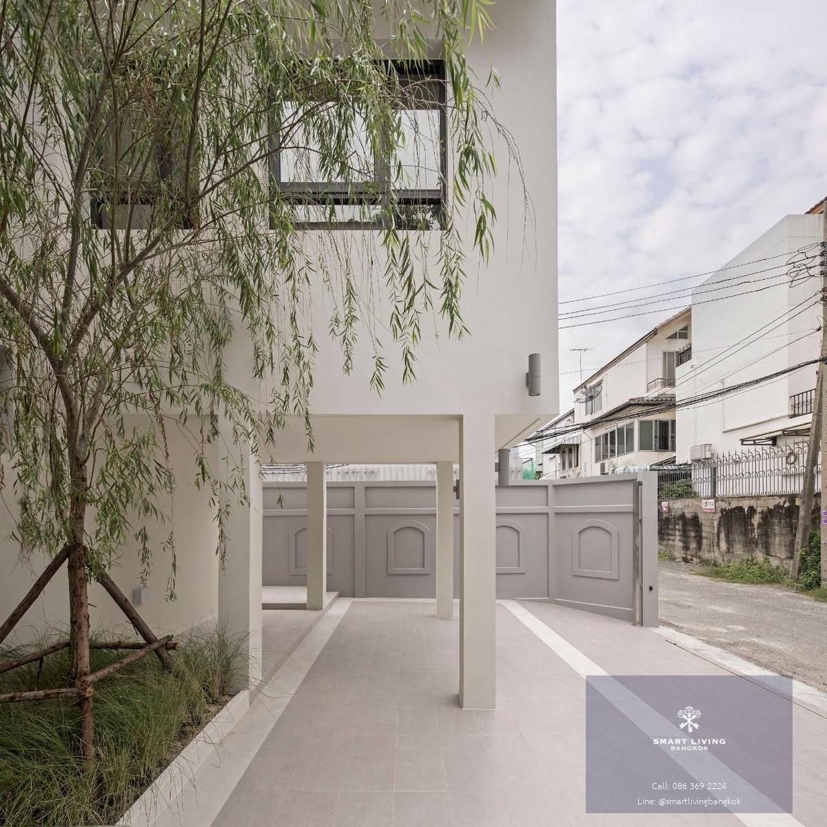 📢 ขายบ้านเดี่ยว 2ชั้น 4ห้องนอน ขนาด 350ตรม. บ้านสวยเฟอร์นิเจอครบ ใกล้เอกมัย พระโขนง พร้อมเข้าอยู่