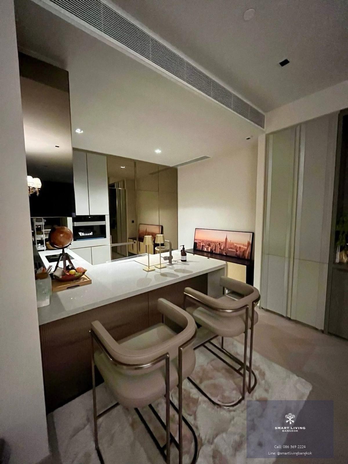 คอนโดชั้นสูง พื้นที่ขนาดใหญ่ 114 ตารางเมตร วิวเมืองสาทรแบบพาโนรามา