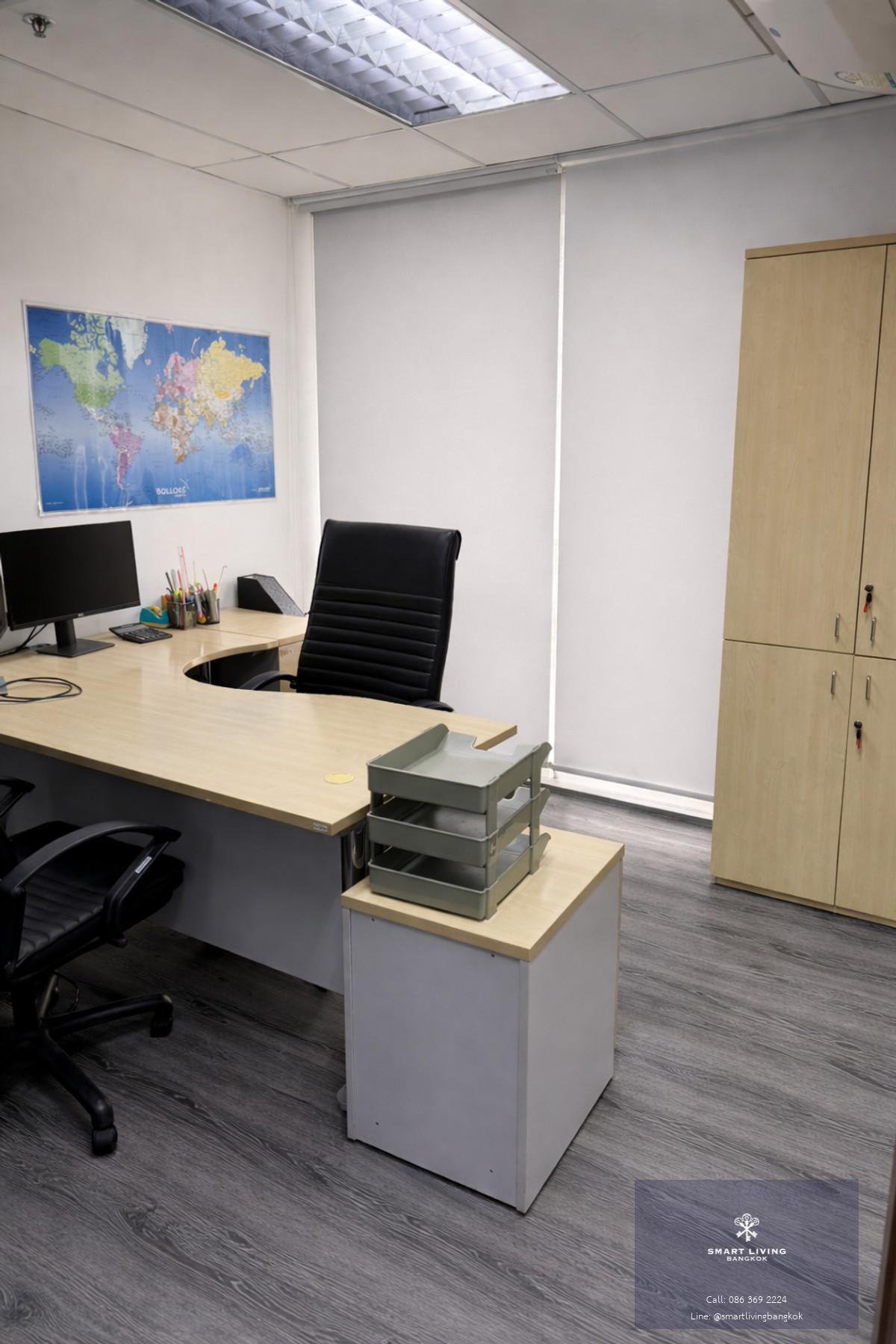 ออฟฟิศให้เช่าทำเลสุขุมวิท – พร้อมพงษ์ ใจกลางเมือง เหมาะสำหรับบริษัทที่ต้องการสำนักงานในโซน CBD เดินทางสะดวก ใกล้ BTS และแหล่งไลฟ์สไตล์ครบครัน