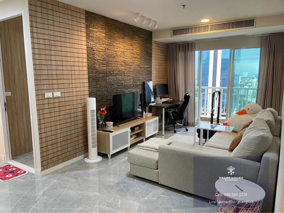 ให้เช่าคอนโดหรูรีโนเวทใหม่ 1 ห้องนอน (56 ตร.ม.) ทำเลทองหล่อ ห้องมุม วิวเมืองไม่บล็อค เดินเพียง 7 นาทีถึง BTS ใกล้ EM District และ รพ.สมิติเวช