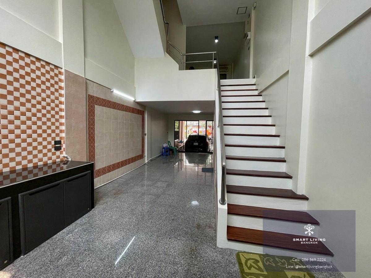 โฮมออฟฟิศ Town in Town พร้อมผู้เช่า รับรายได้ทันที ทำเลเลียบด่วน ใกล้เอกมัย ทองหล่อ เหมาะลงทุนปล่อยเช่า