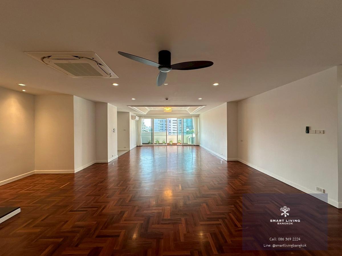📢ให้เช่าคอนโดย่านพร้อมพงษ์รีโนเวทใหม่ พื้นที่กว้าง  ระเบียงใหญ่ มุมมองโล่งไม่มีตึกบัง อยู่ใจกลาง Emdistrict,  ใกล้BTS พร้อมพงษ์