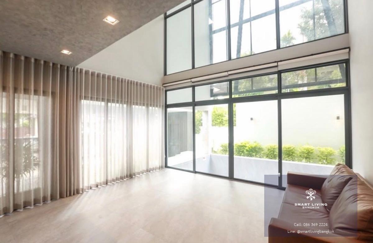บ้านหรู Modern Luxury พร้อมสระว่ายน้ำส่วนตัวและลิฟต์ส่วนตัว พื้นที่ใช้สอยขนาดใหญ่ รองรับครอบครัว ใกล้แหล่งไลฟ์สไตล์และโรงเรียน
