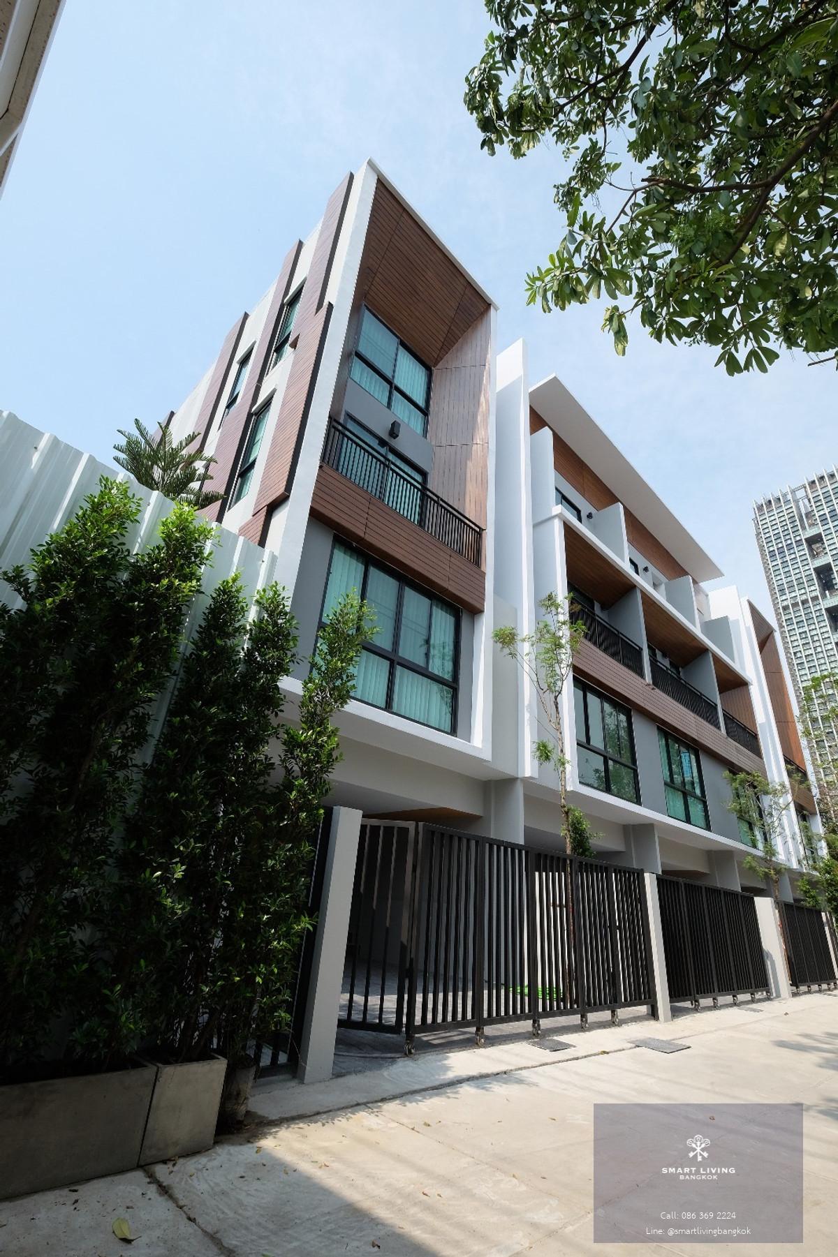 ✨ให้เช่าทาวน์โฮมใหม่ย่านสาทร 3ห้องนอน มีเฟอร์นิเจอร์ ตกแต่งสวย มีความเป็นส่วนตัว ทำเลดีเดินทางสะดวก พร้อมอยู่